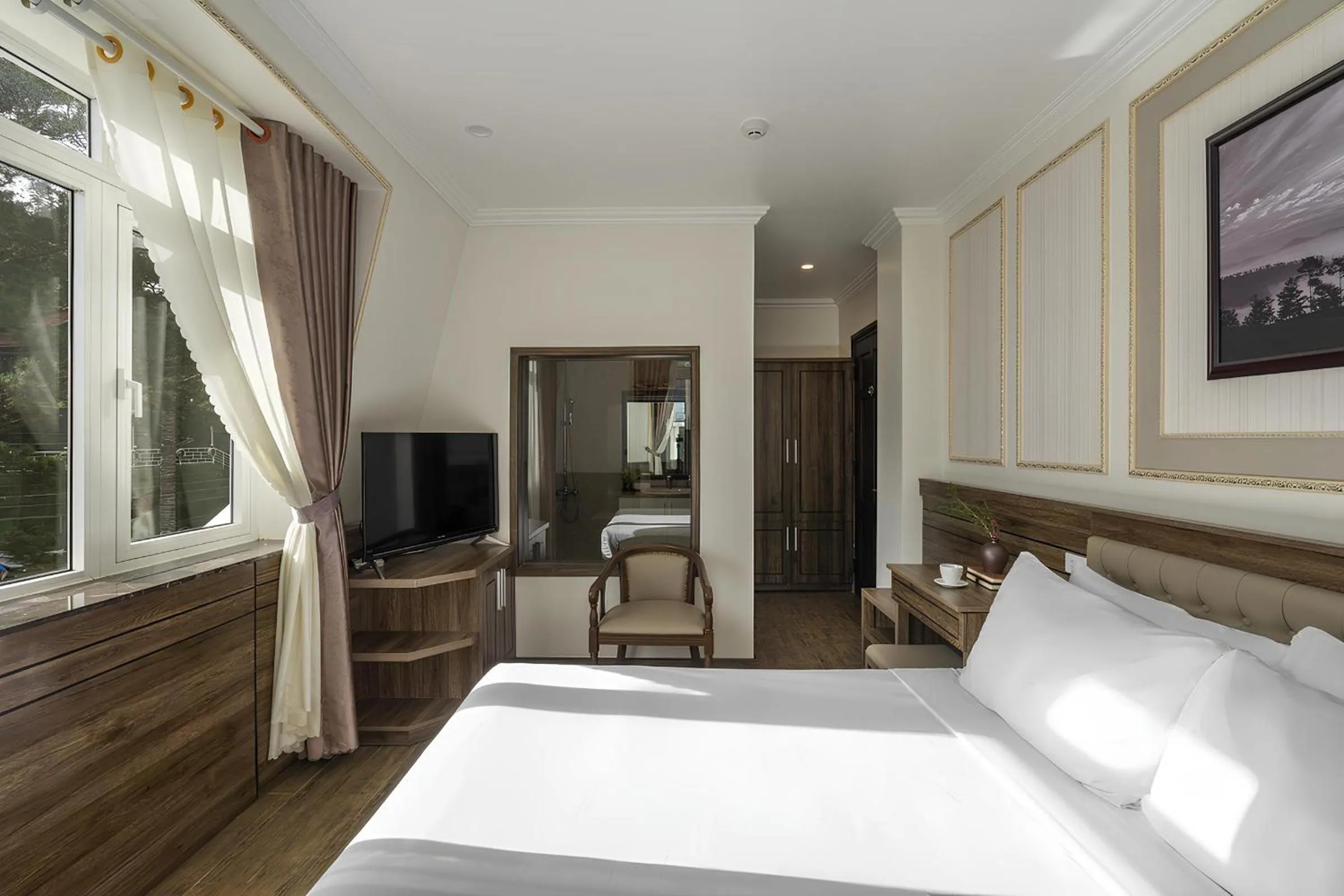 Bed in New Life Hotel - Da Lat