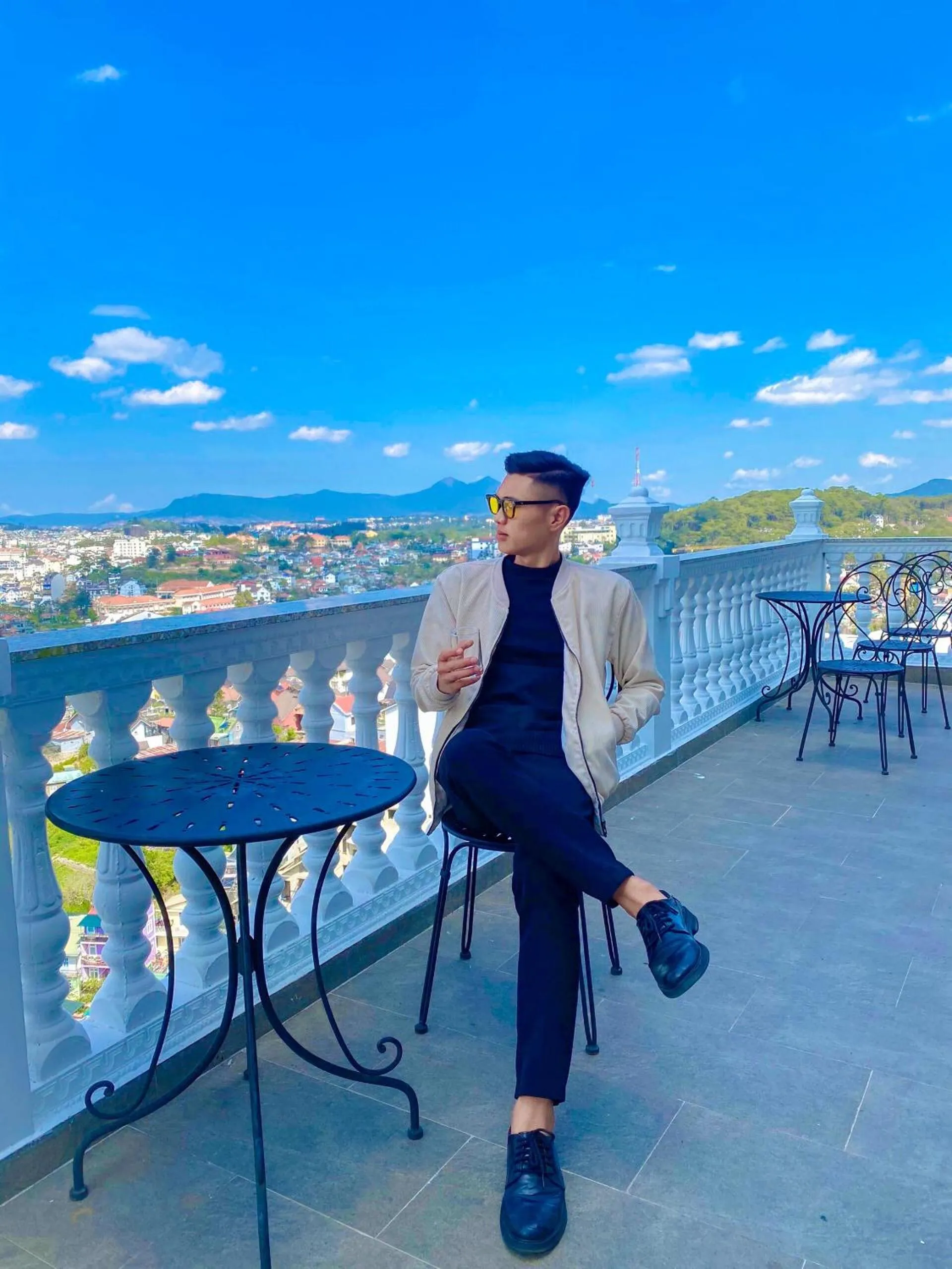 People in New Life Hotel - Da Lat