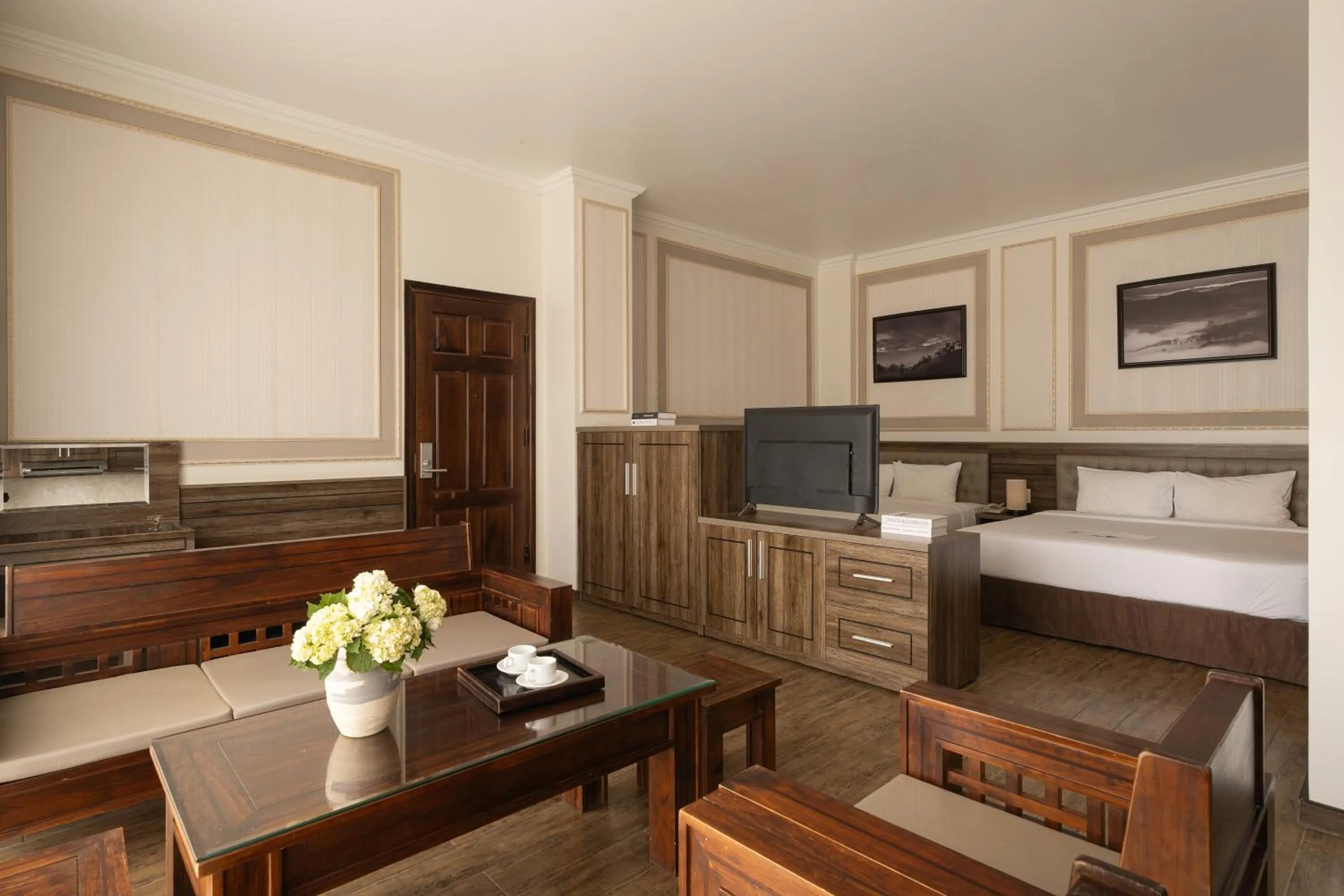 Bed in New Life Hotel - Da Lat