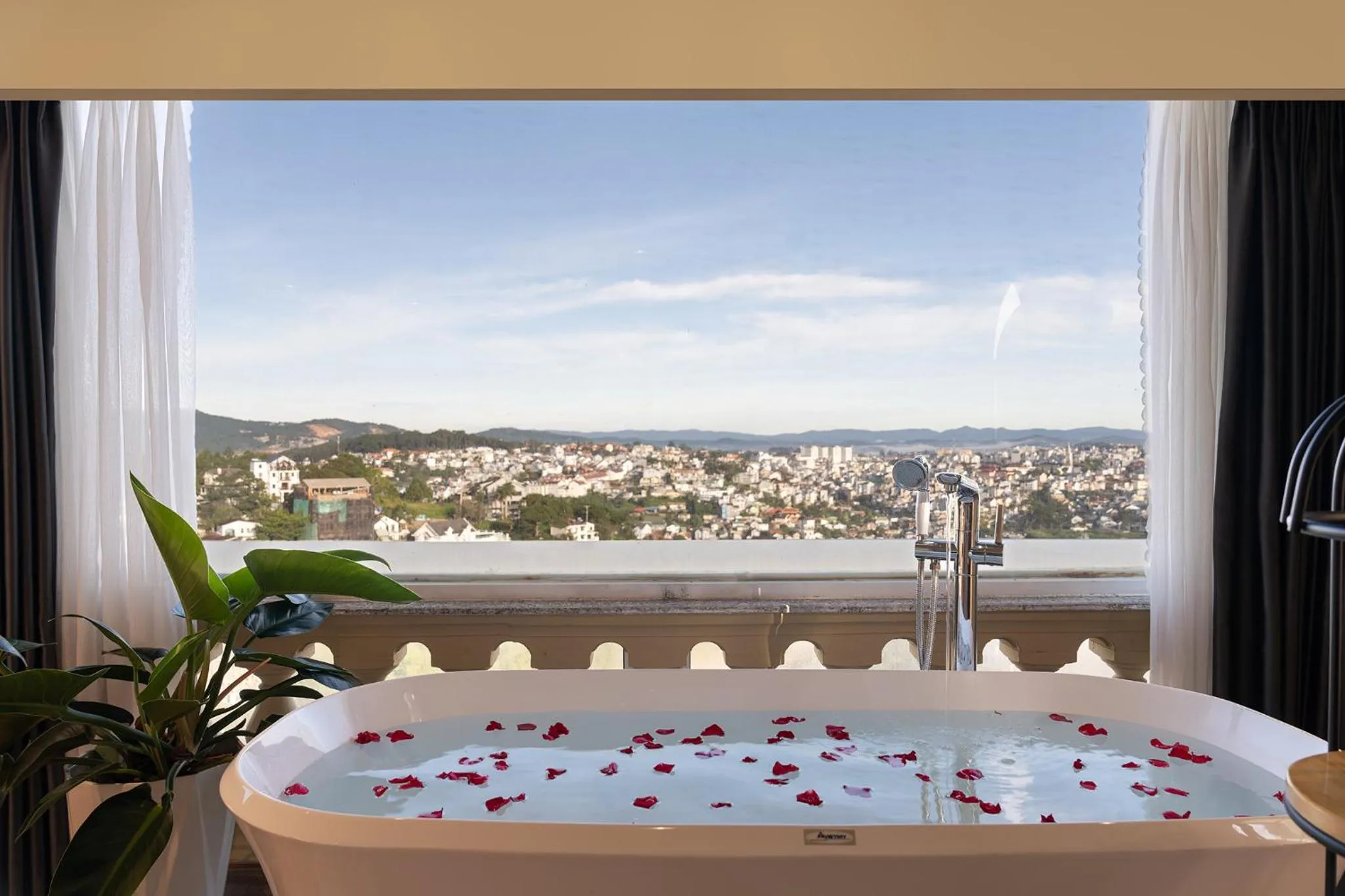 New Life Hotel - Da Lat