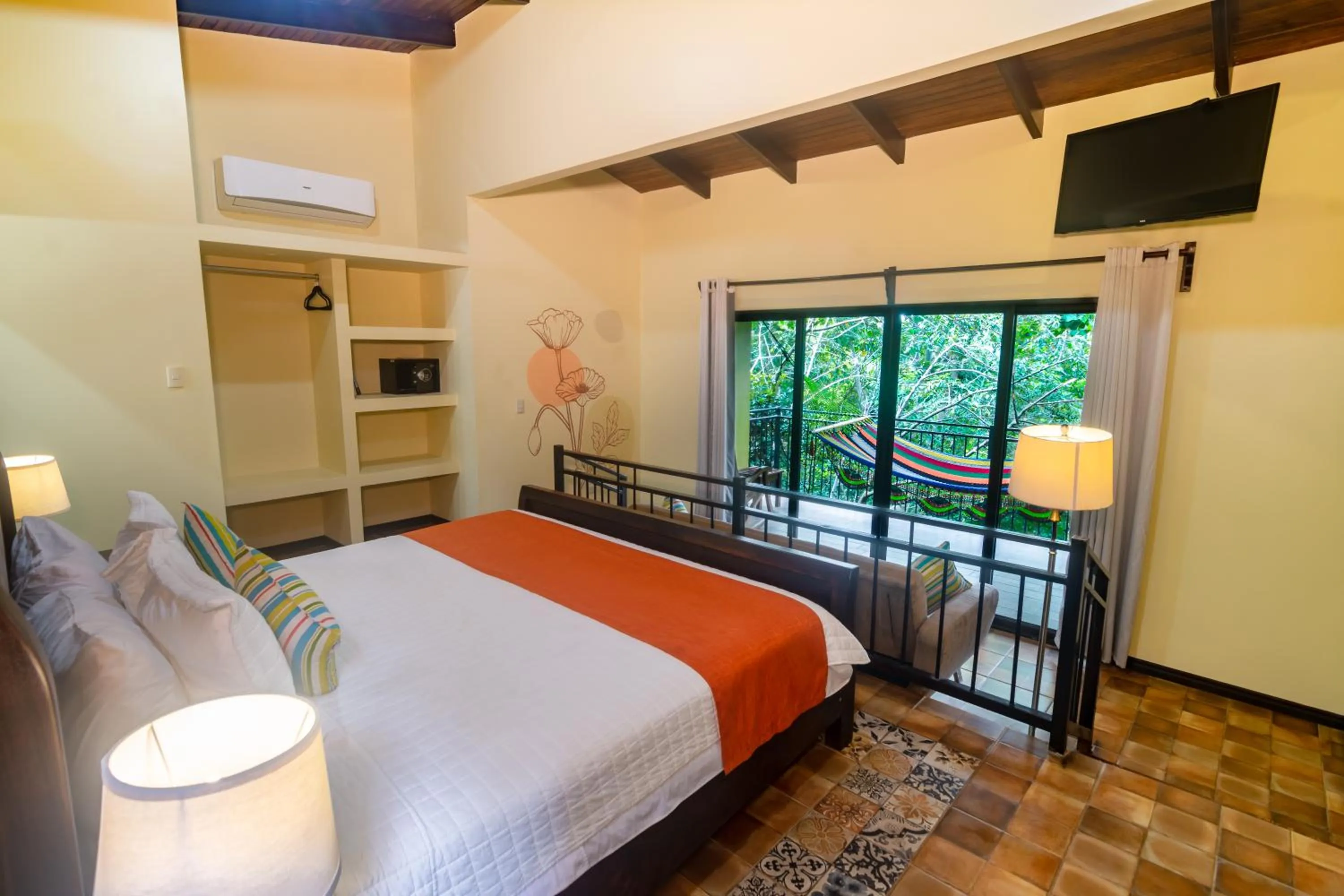 Bed in Rinconcito Lodge