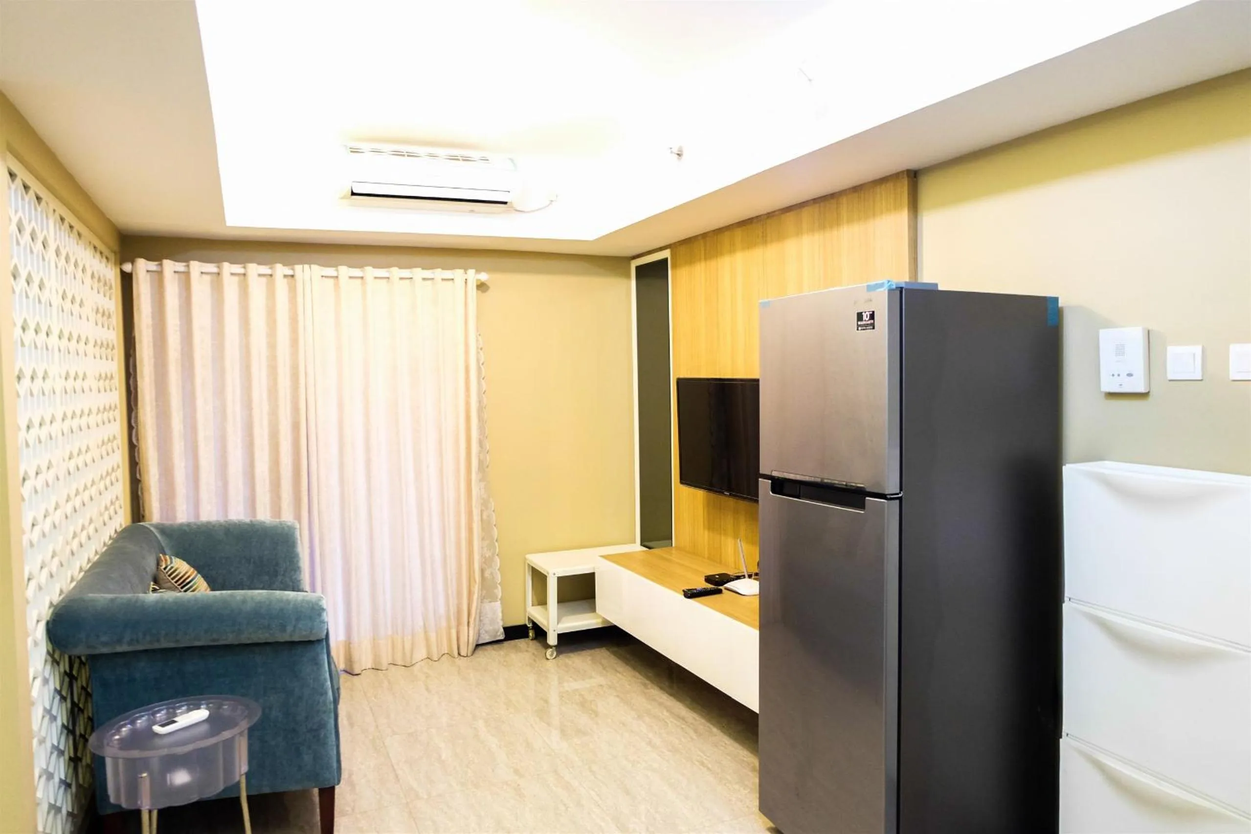 Amazing 2BR with City View The Wave Kuningan Apartment By Travelio