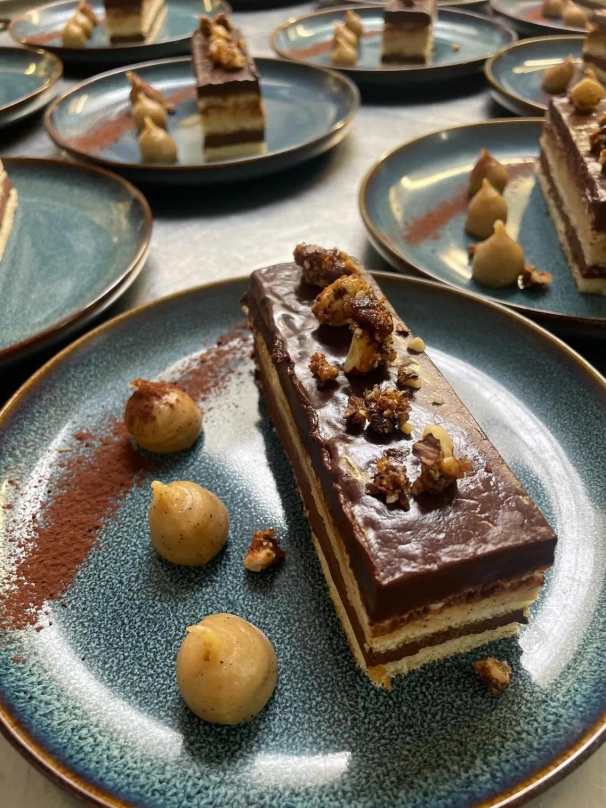 Restaurant/places to eat in Hôtel la Verriaire - The Originals