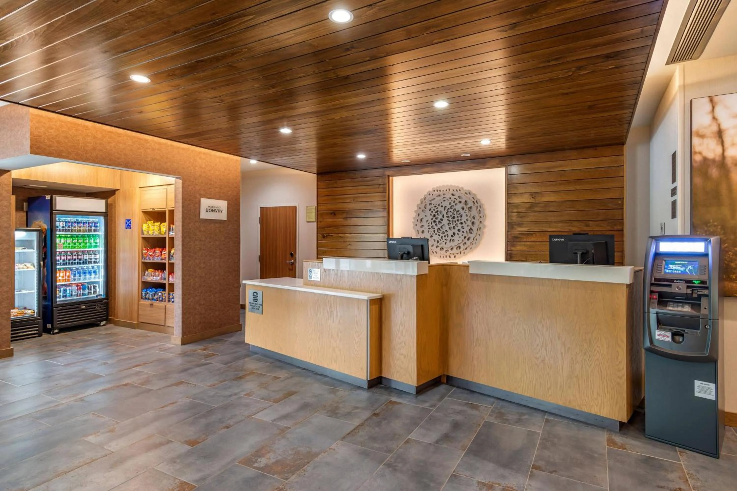 Lobby or reception in Fairfield Inn & Suites by Marriott Helen