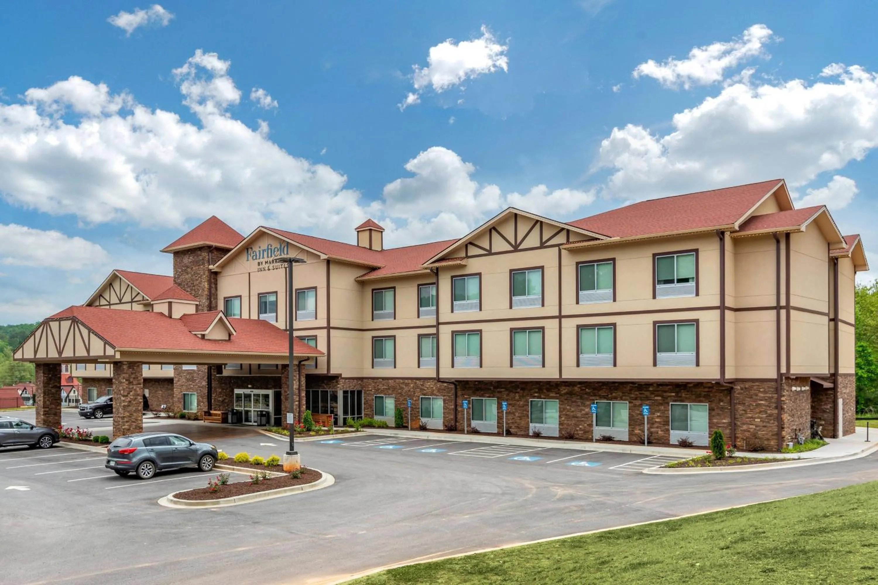 Property building in Fairfield Inn & Suites by Marriott Helen