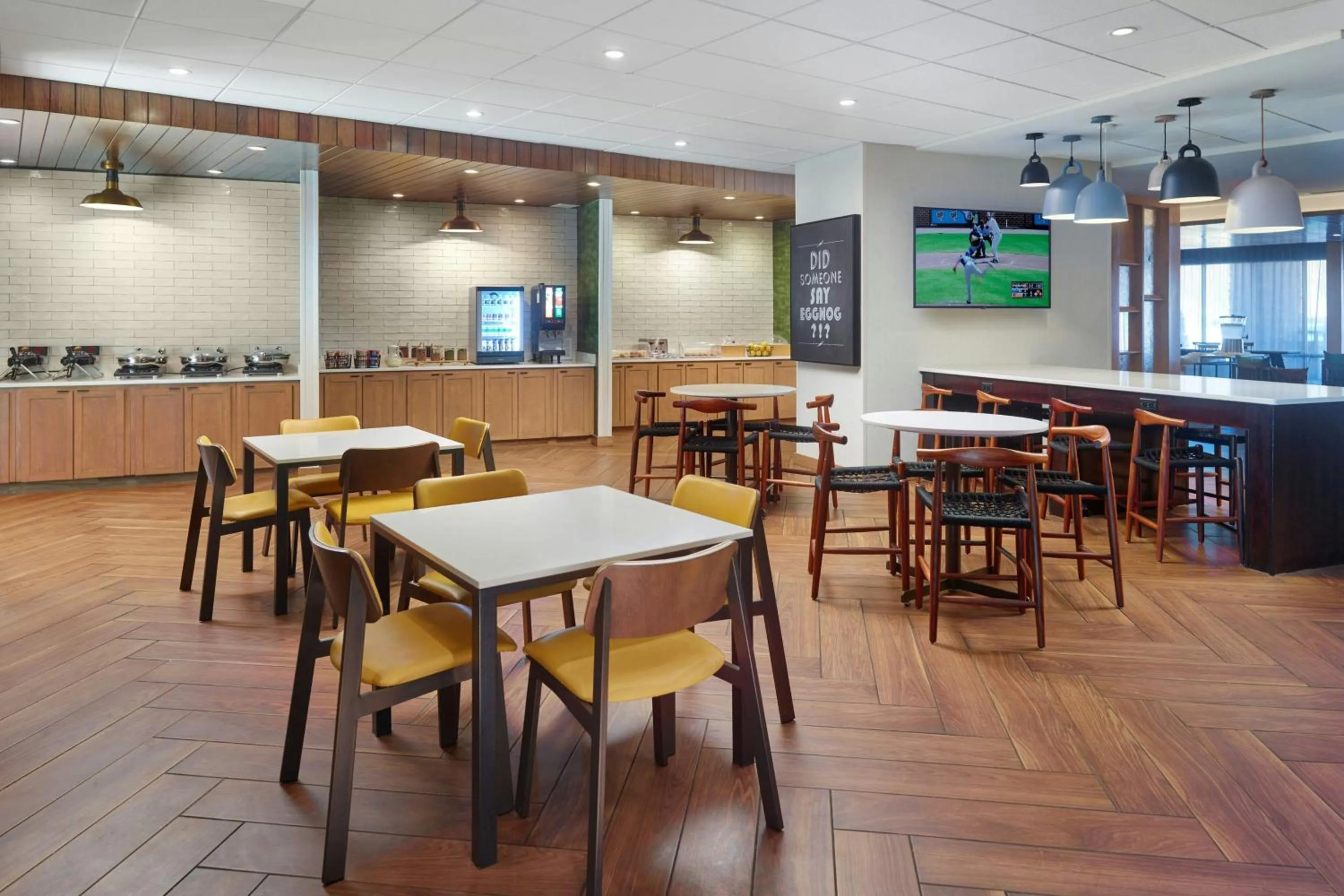 Breakfast in Fairfield Inn & Suites by Marriott Helen