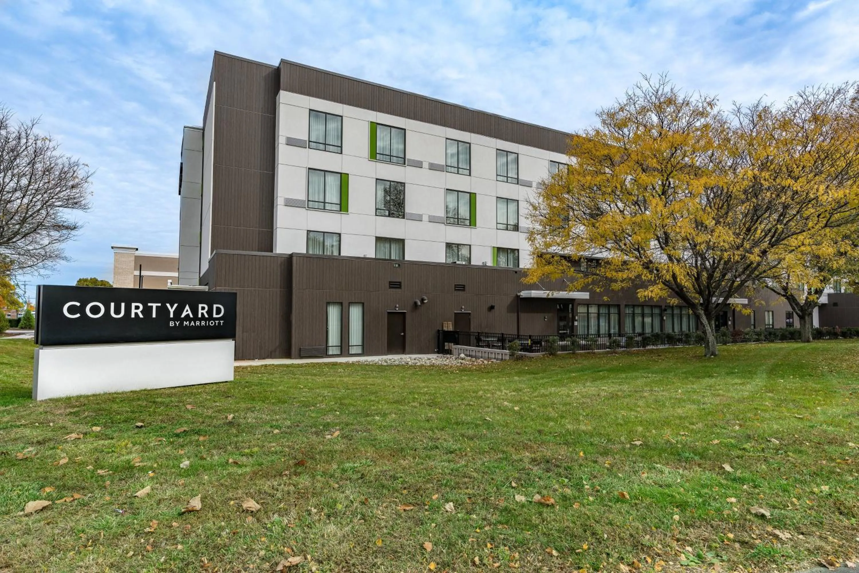 Property building in Courtyard by Marriott West Springfield