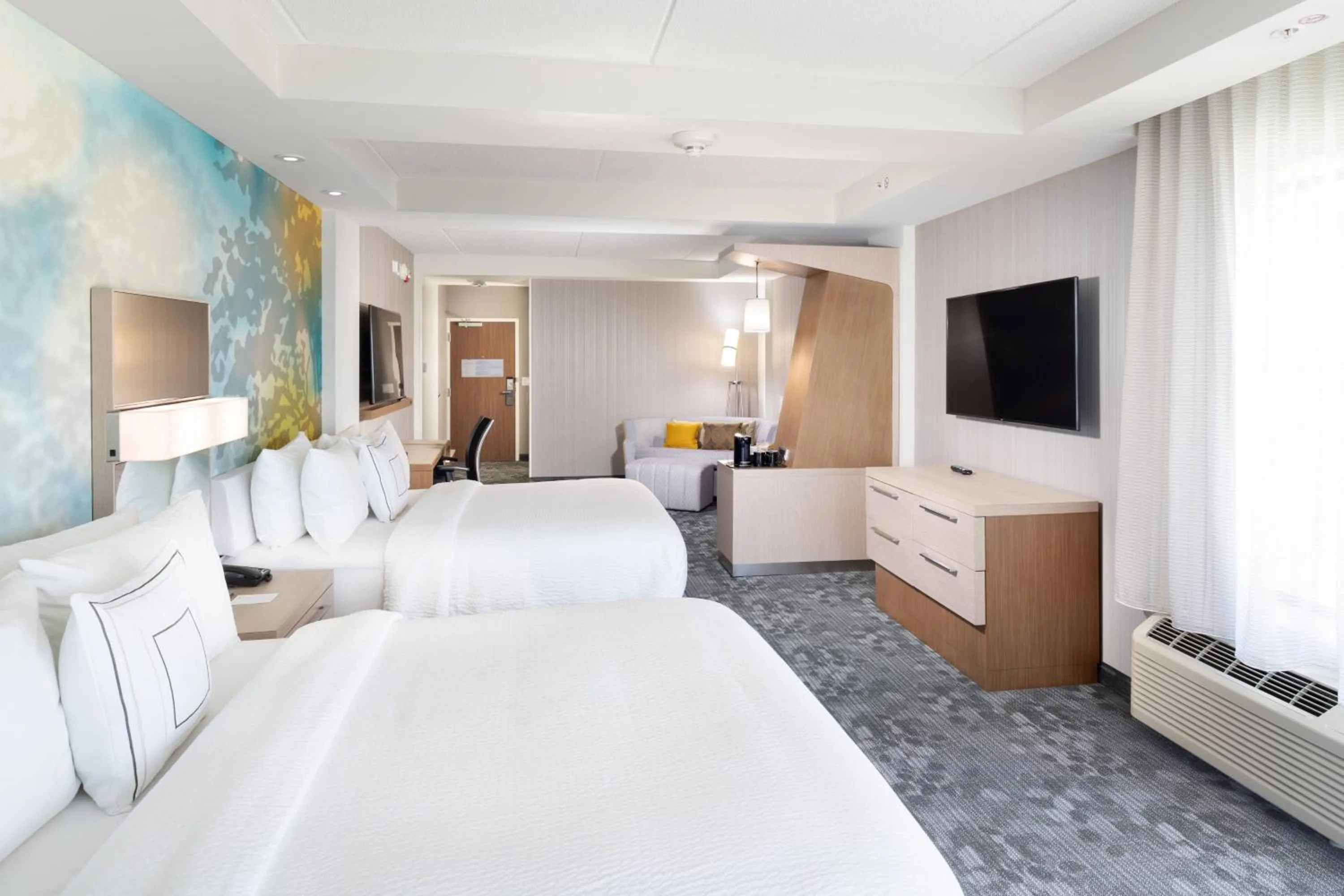 Photo of the whole room, Bed in Courtyard by Marriott Bowie