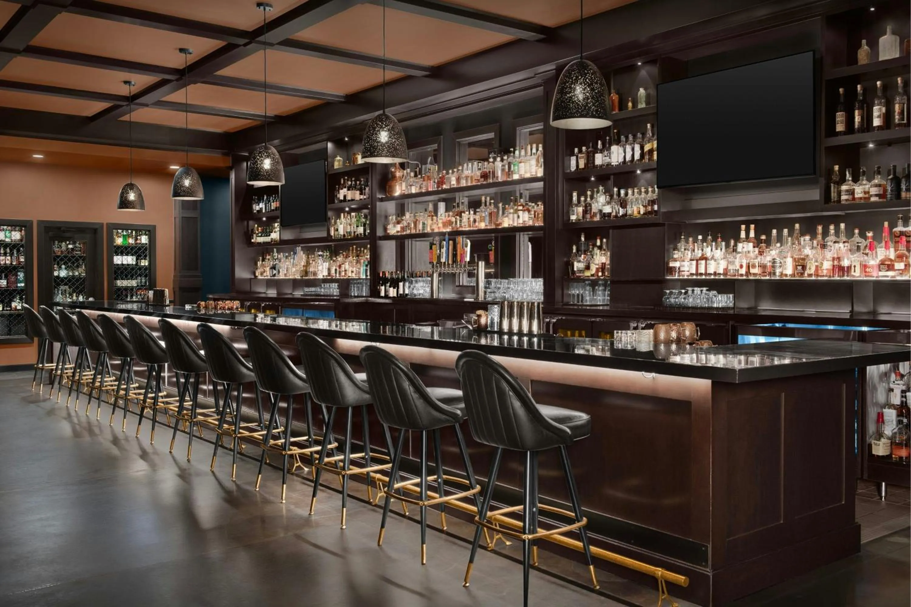 Lounge or bar in Residence Inn by Marriott Big Sky/The Wilson Hotel