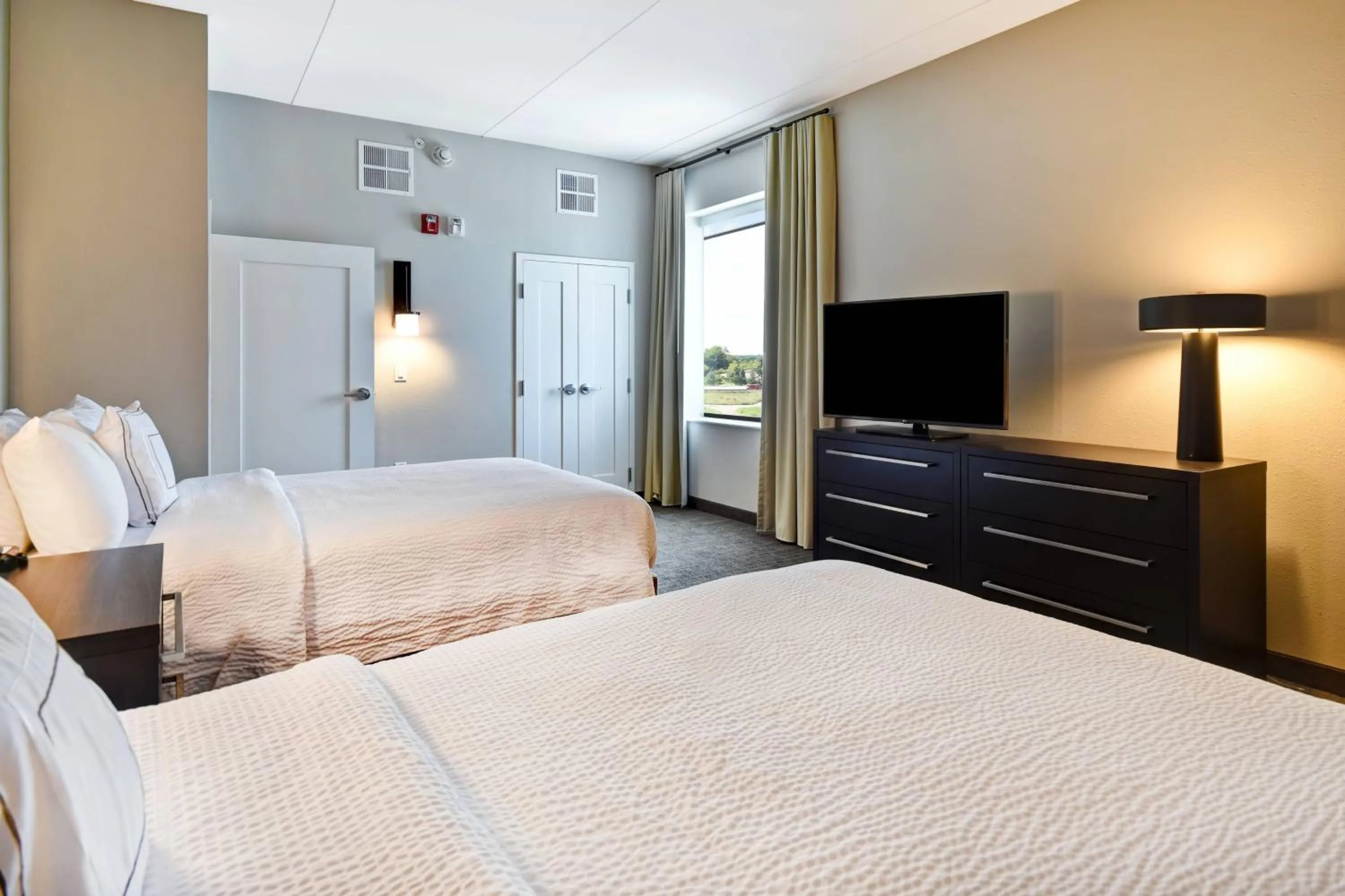 Bedroom, Bed in Residence Inn by Marriott Cincinnati Northeast/Mason