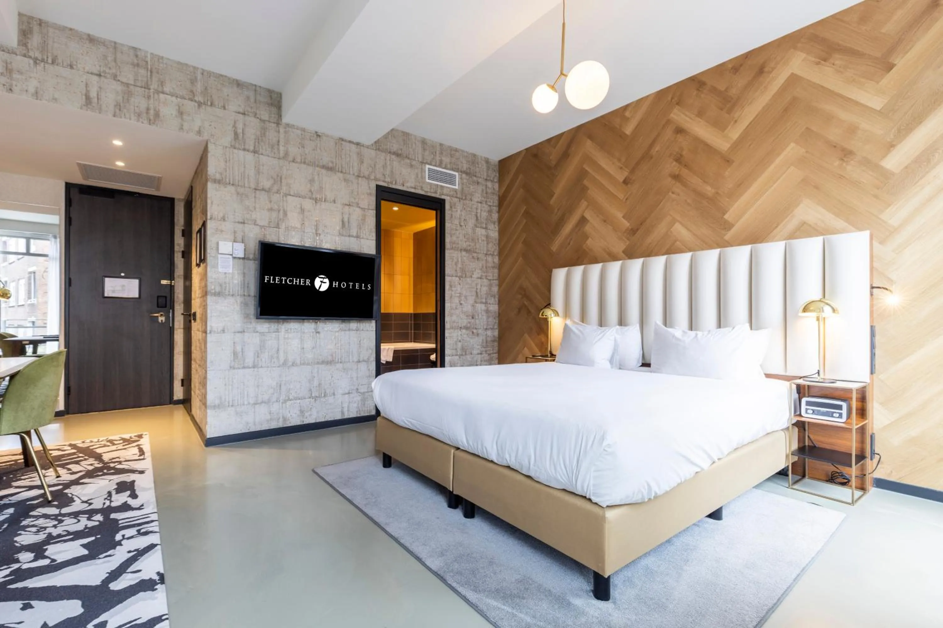 Photo of the whole room, Bed in Fletcher Boutique Hotel Slaak-Rotterdam