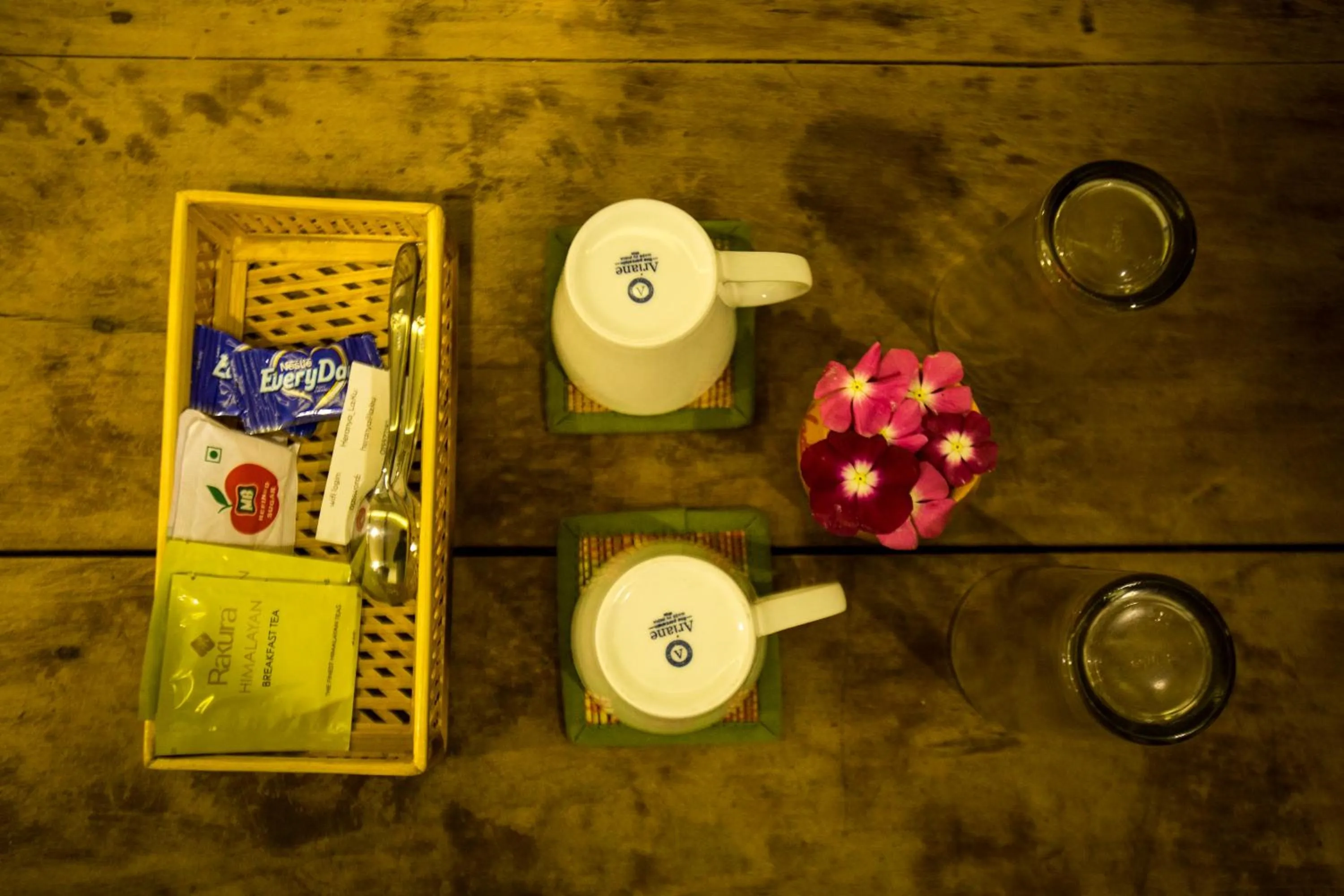 Coffee/tea facilities in Heranya La:Ku