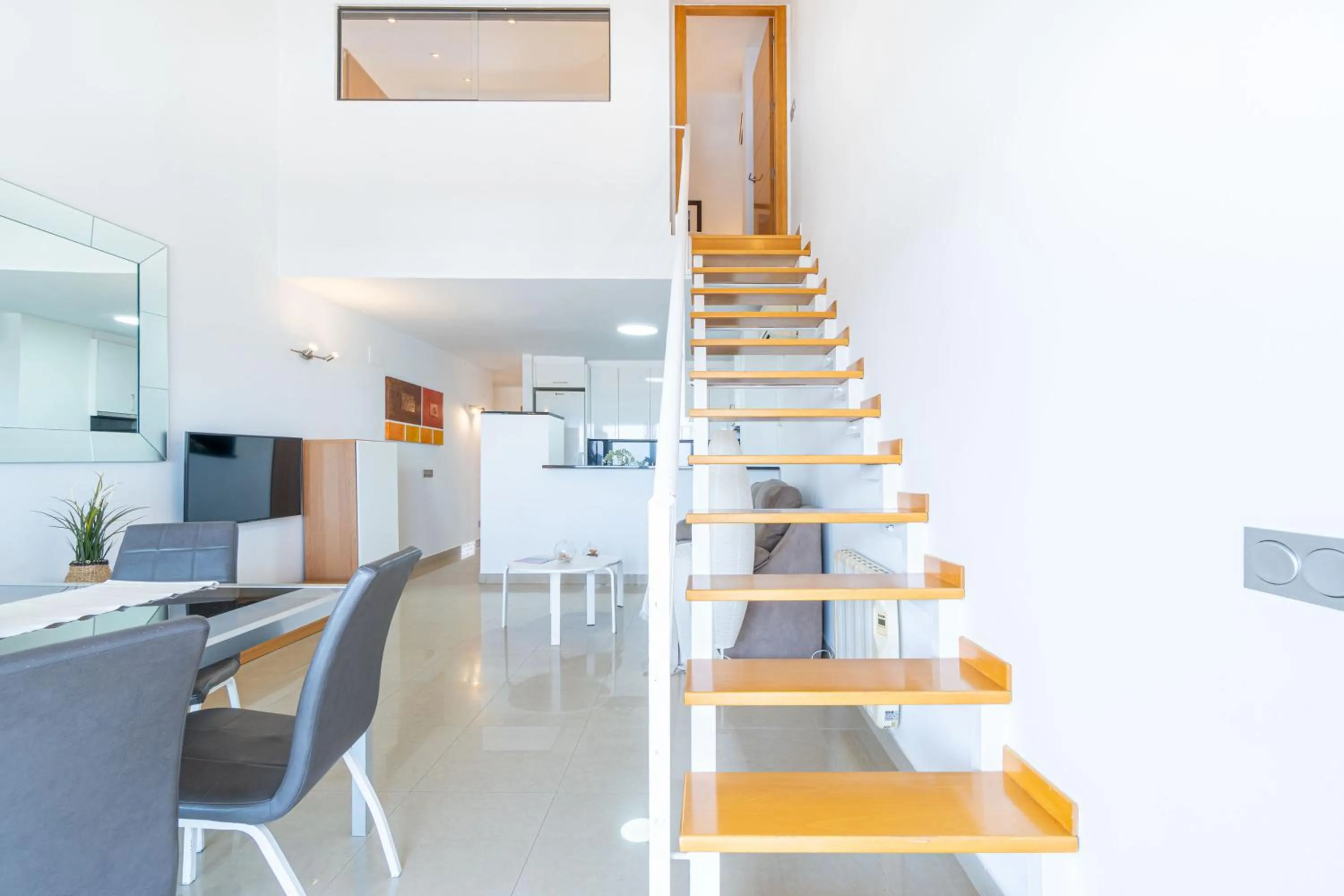 Decorative detail in Apart-rent Penthouse Port Grec 0160