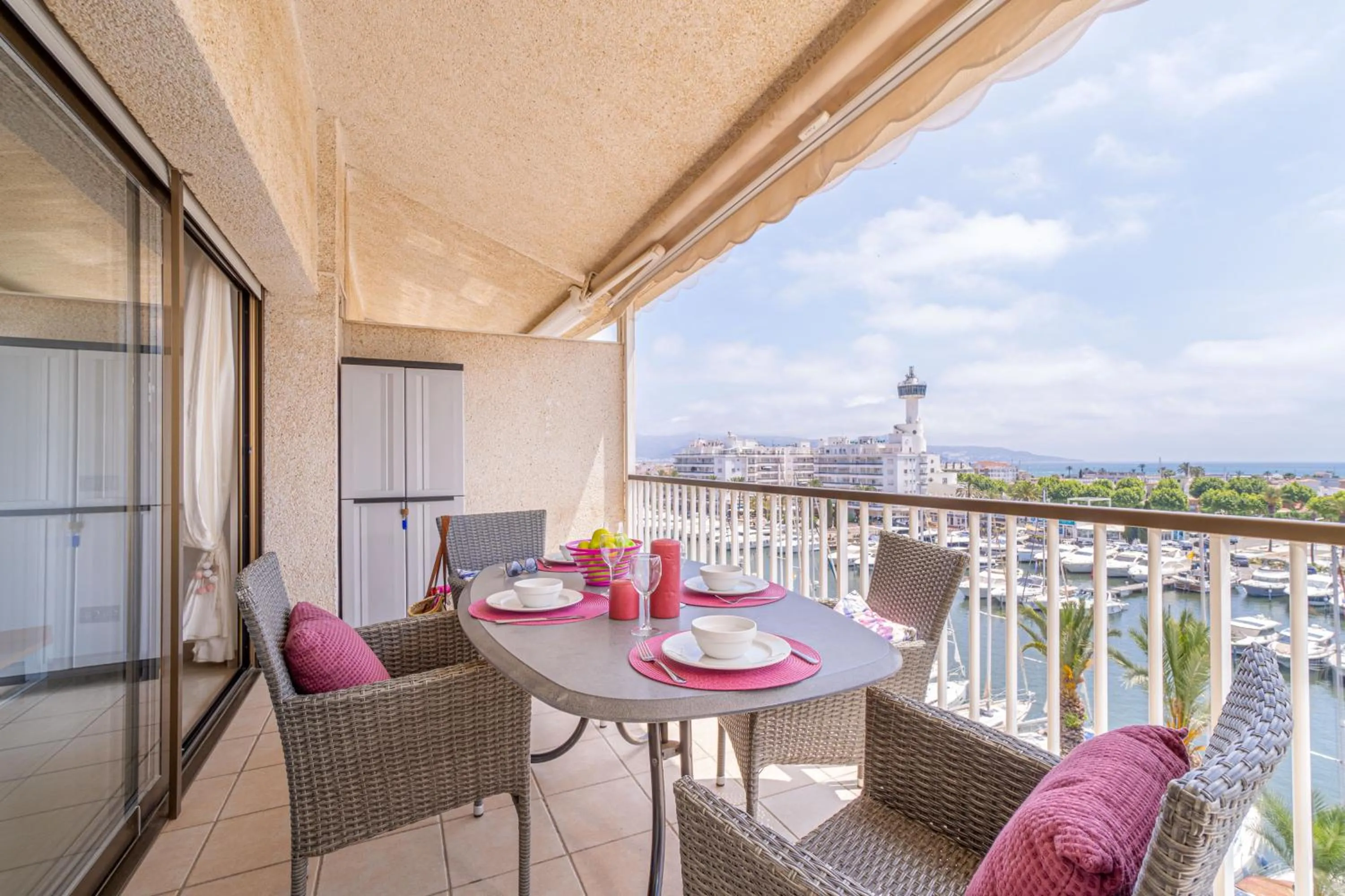 Balcony/Terrace in Apart-rent Penthouse Port Grec 0160