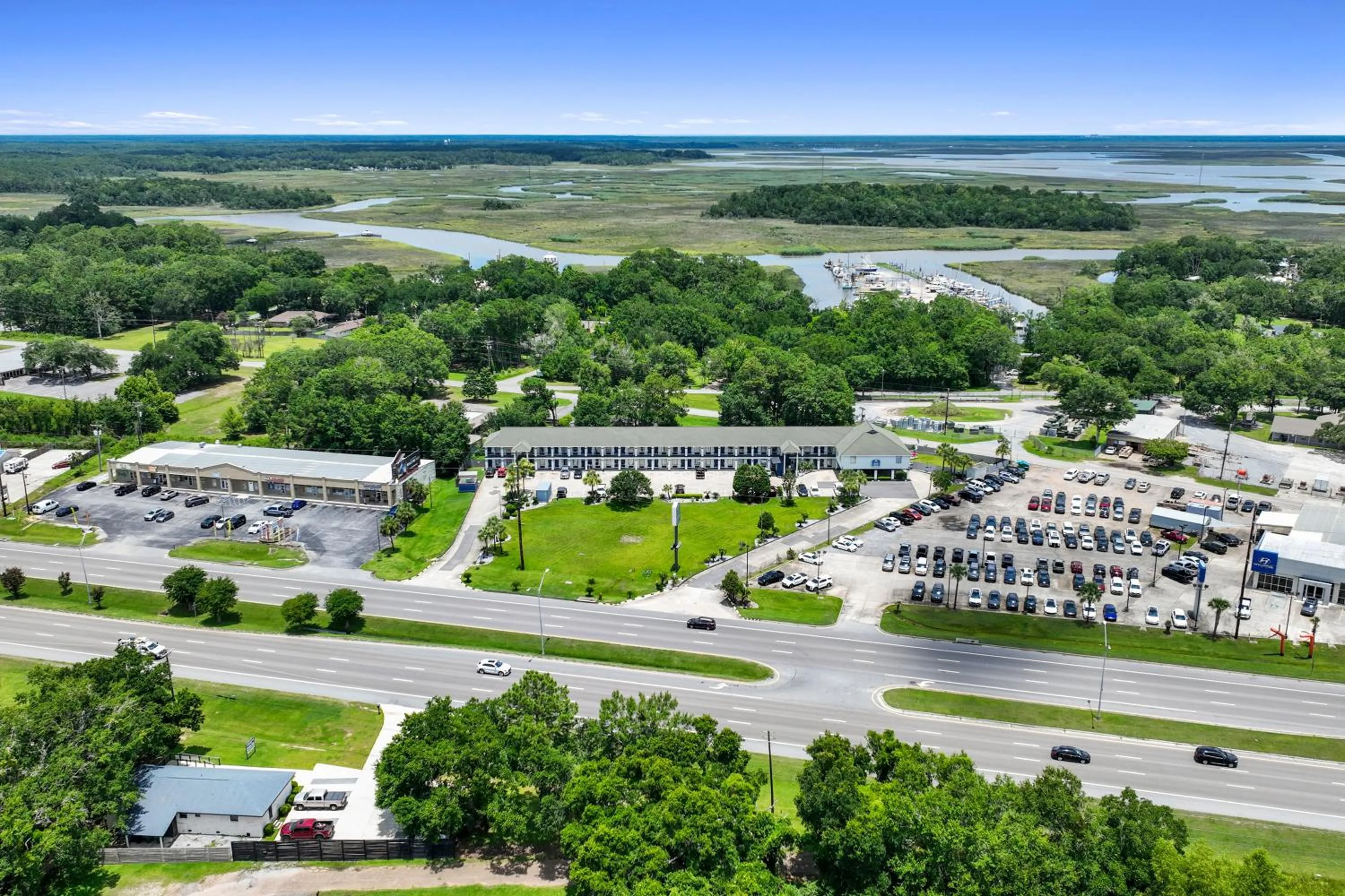 MAGNOLIA INN of BILOXI,OCEAN SPRINGS,PASCAGOULA & GAUTIER