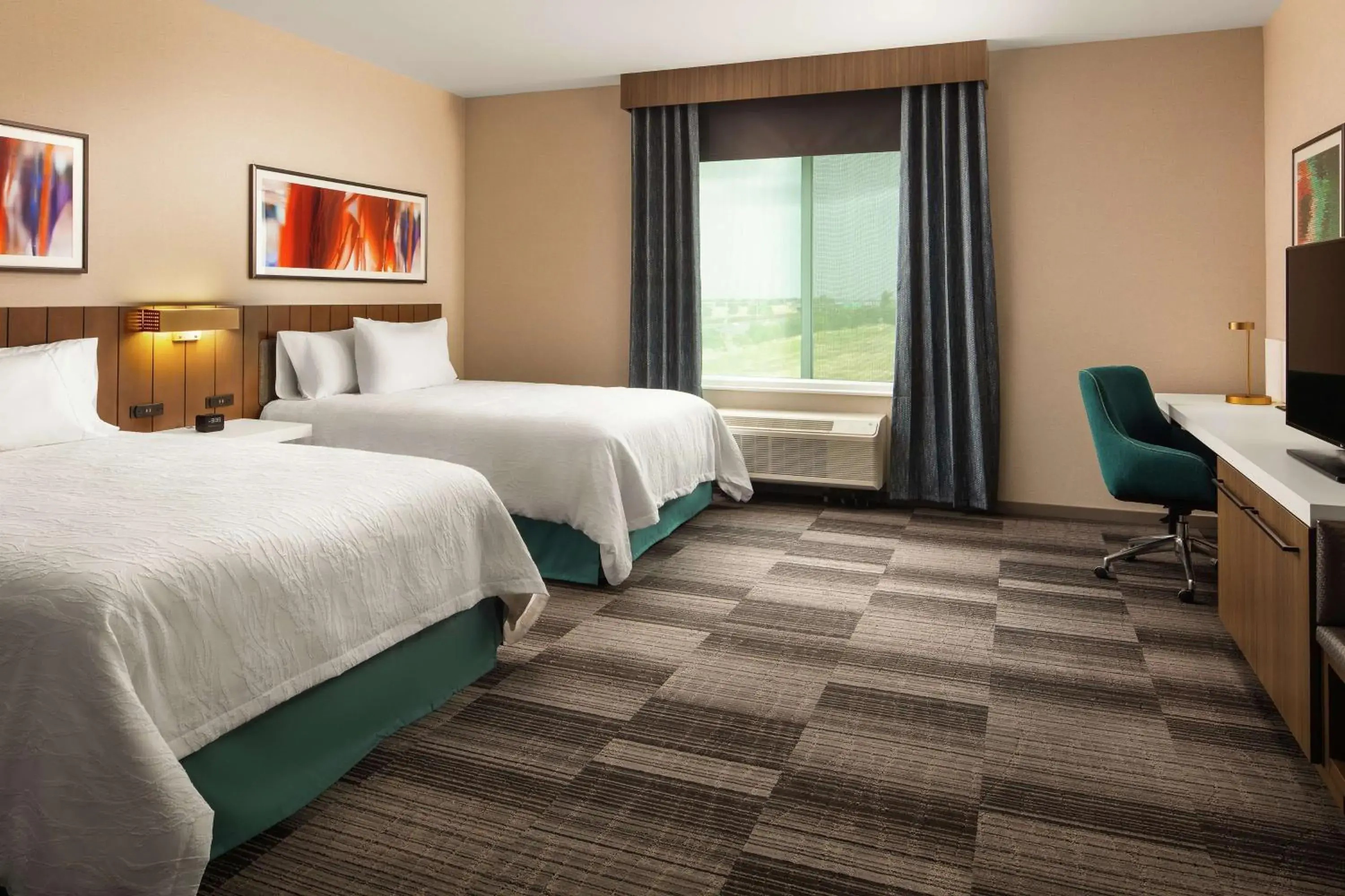 Queen Room with Two Queen Beds - Mobility Access in Hilton Garden Inn Sacramento Airport Natomas Queen Room with Two Queen Beds - Mobility Access in Hilton Garden Inn Sacramento Airport Natomas
