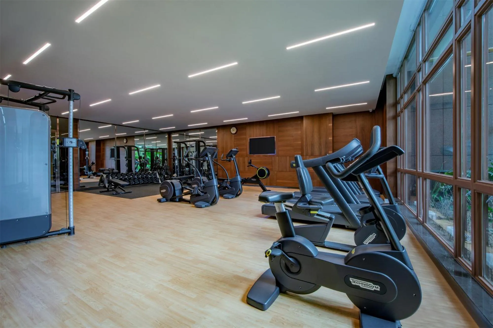 Fitness centre/facilities in DoubleTree by Hilton Shanwei