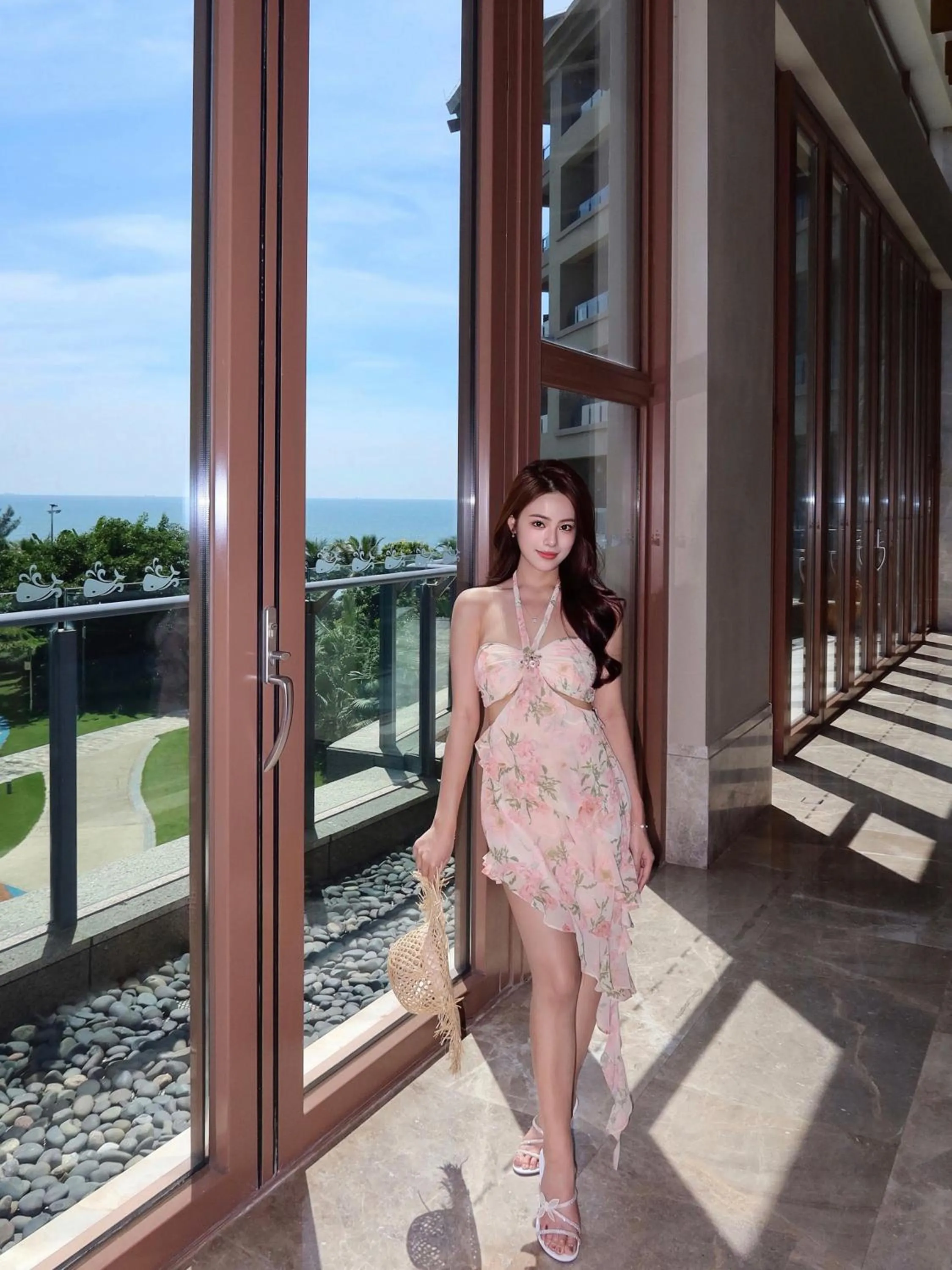 People in DoubleTree by Hilton Shanwei