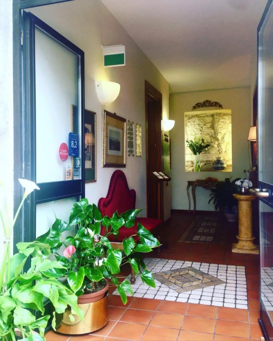 Decorative detail in Hotel La Rocca