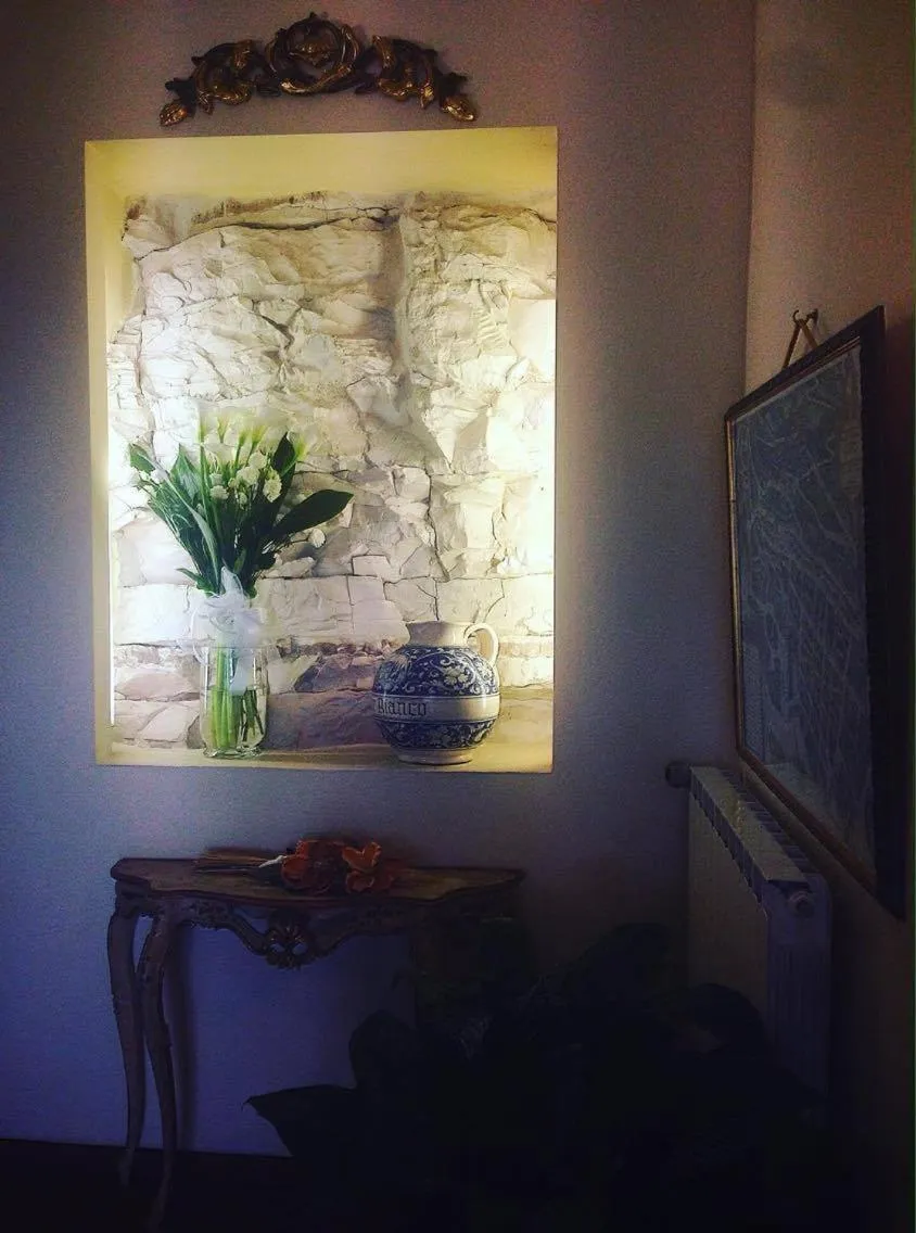 Decorative detail in Hotel La Rocca