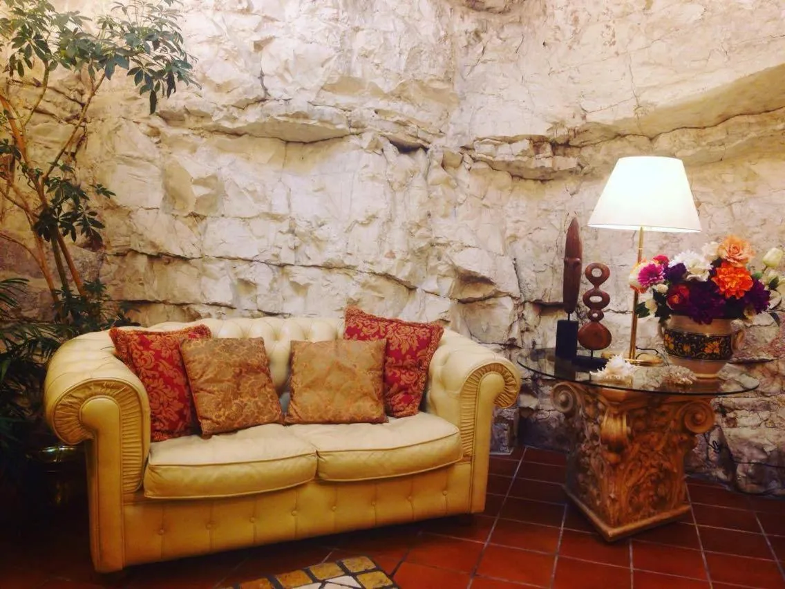 Seating area in Hotel La Rocca