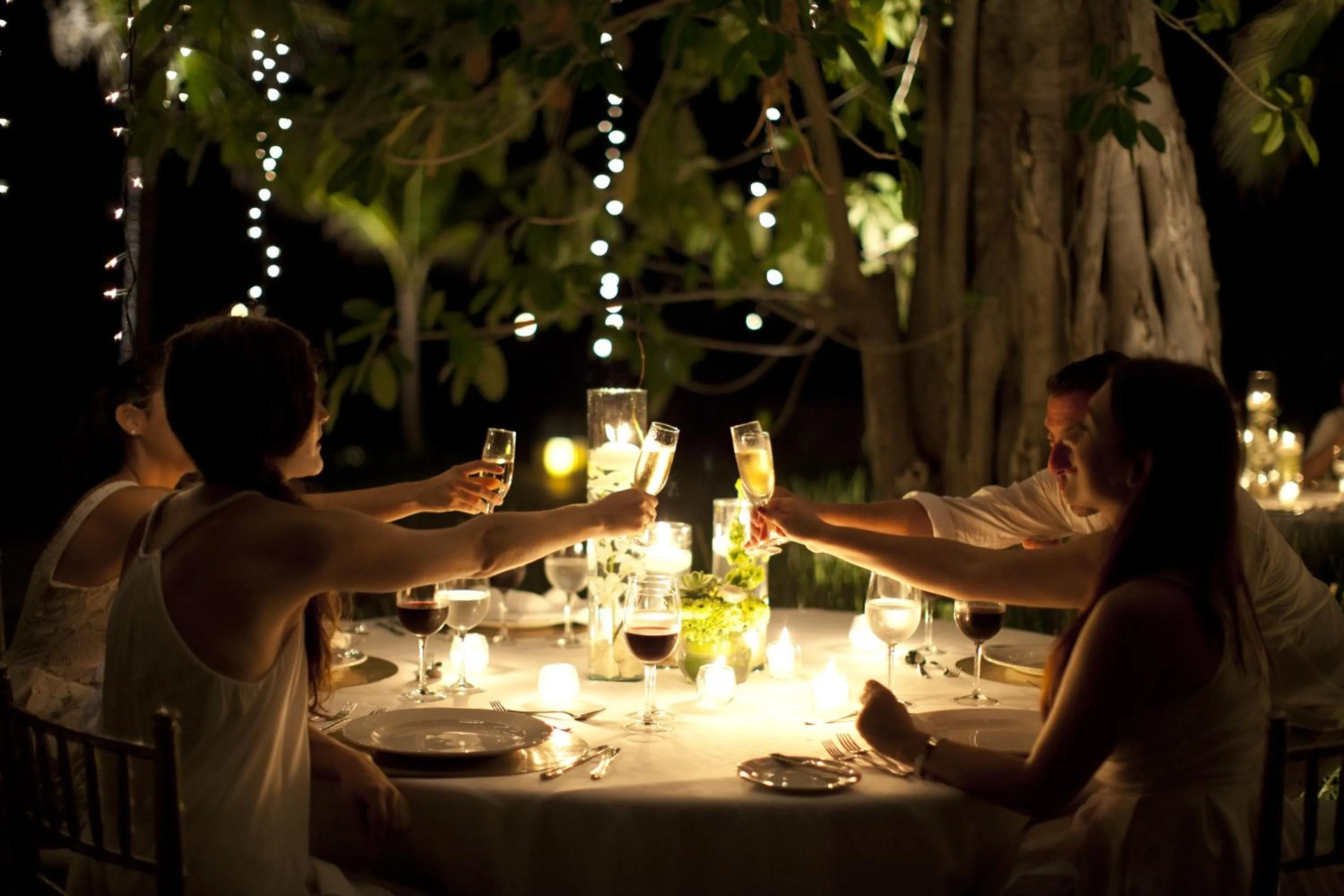 Restaurant/places to eat in NIZUC Resort & Spa