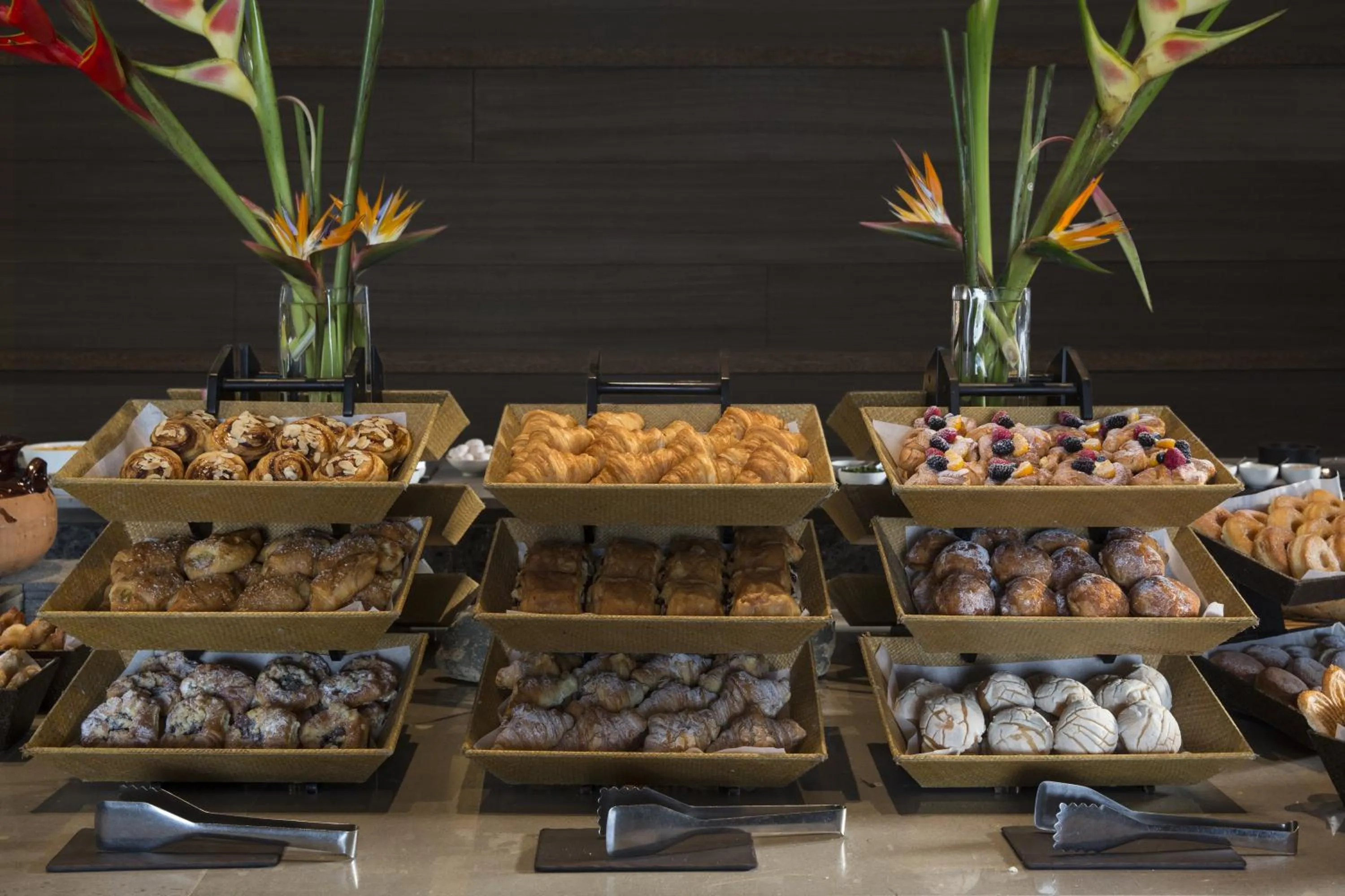 Food in NIZUC Resort & Spa