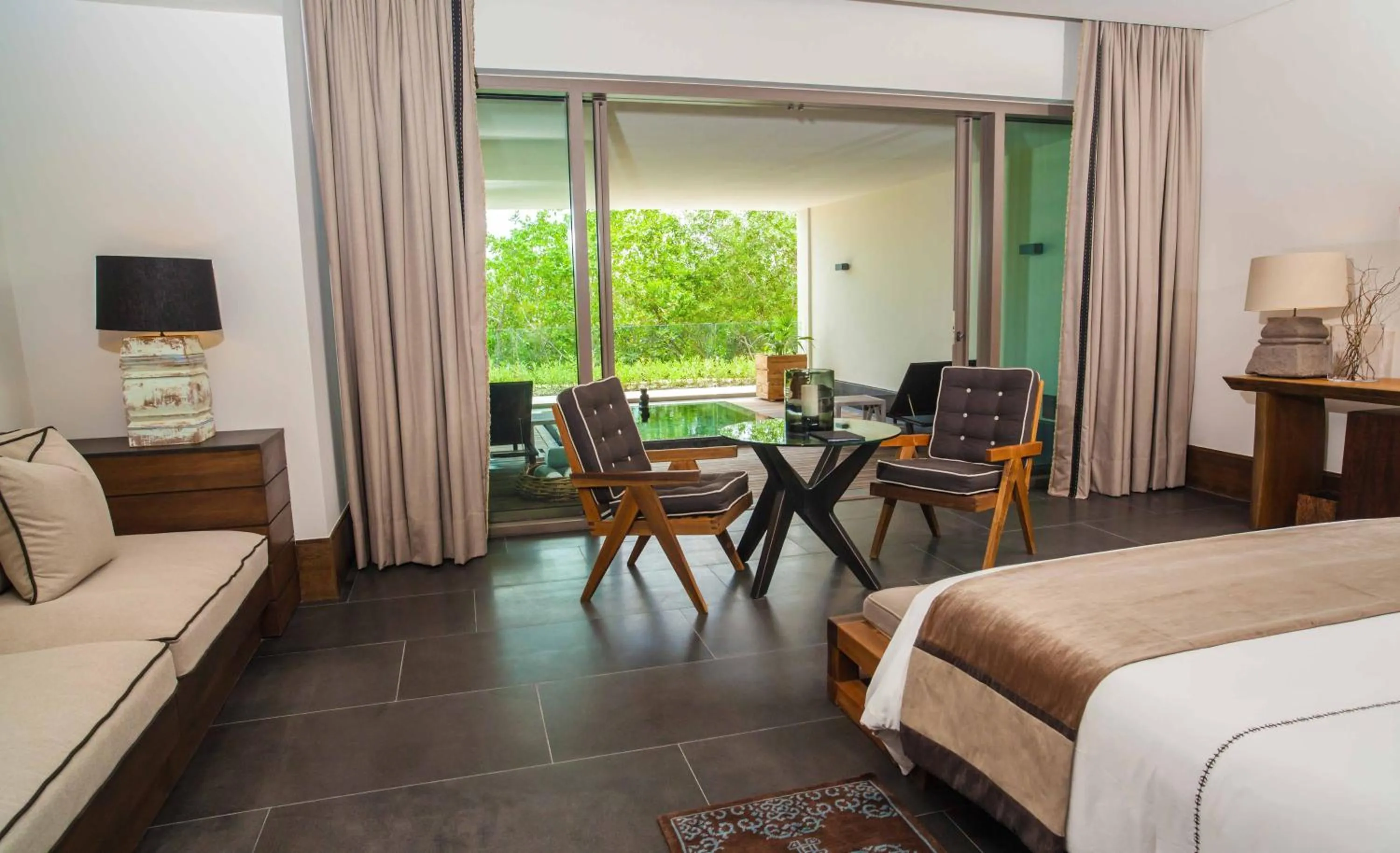 Garden, Bed in NIZUC Resort & Spa