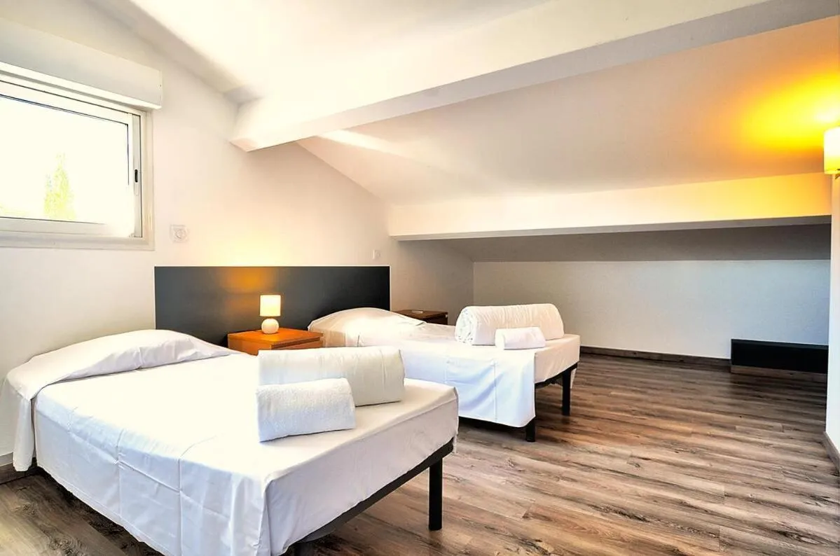 Bed in Residence Marea Resort