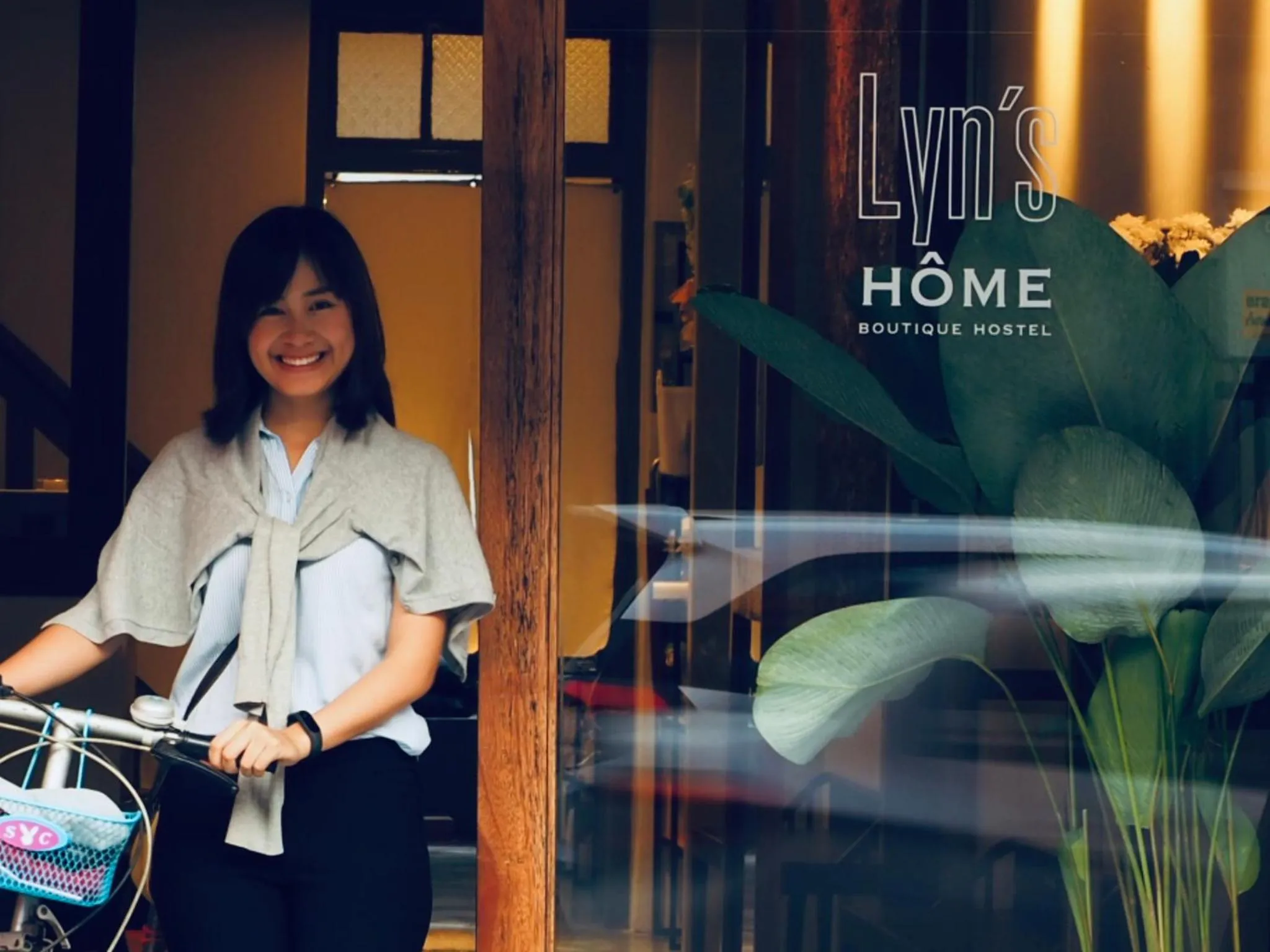 People in Yu Cafe Hostel