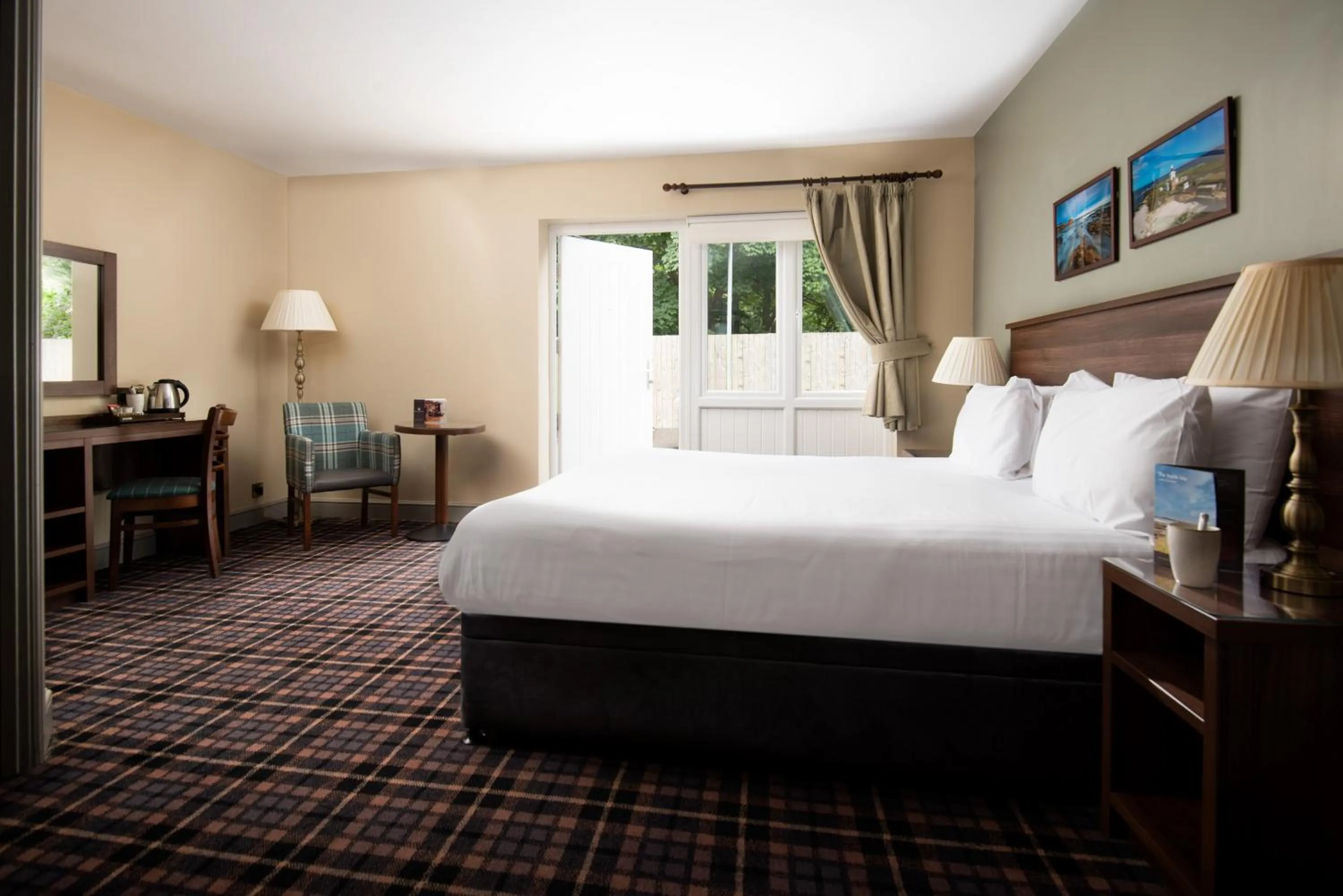 Bed in The Amble Inn - The Inn Collection Group