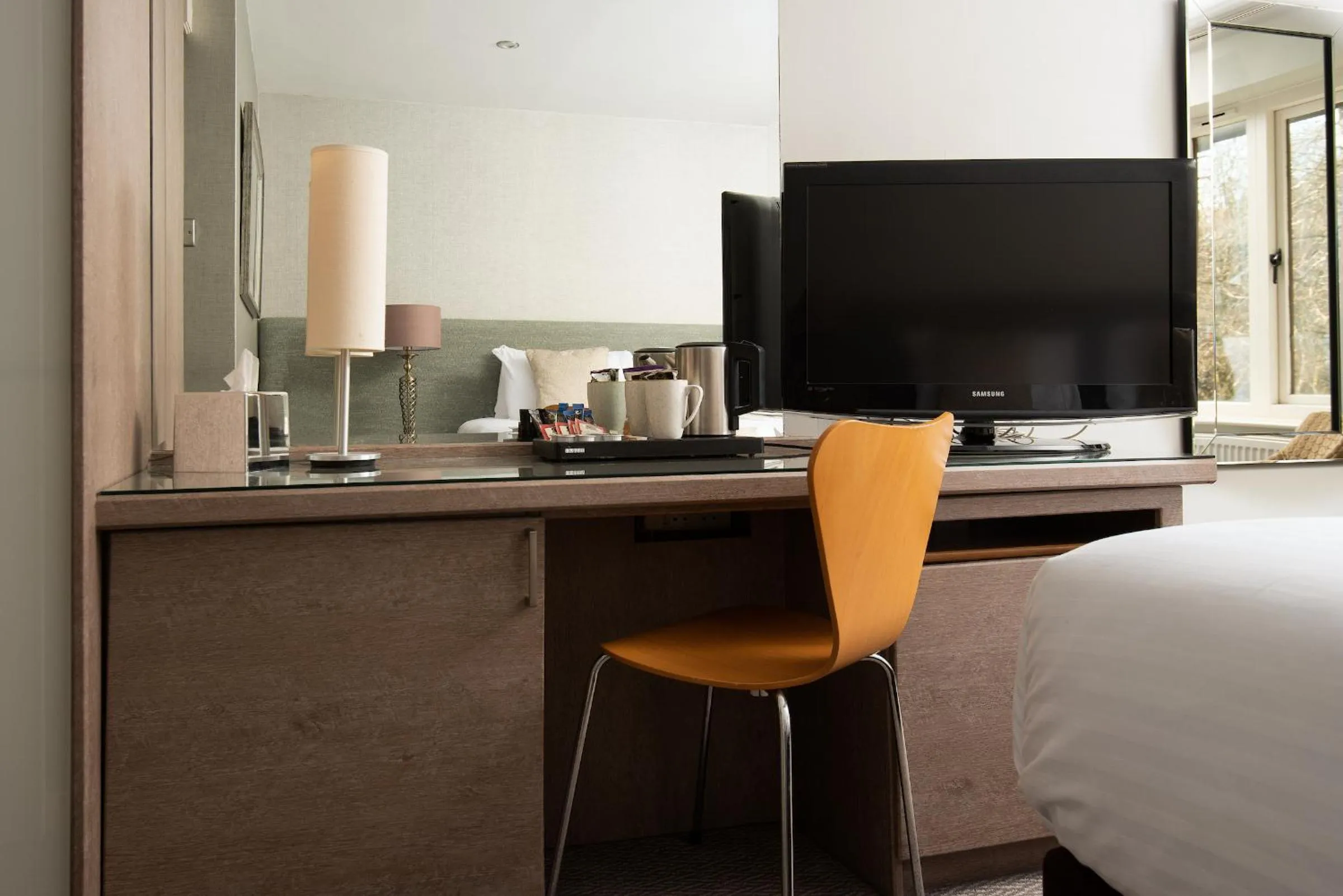 TV and multimedia, Bed in The Amble Inn - The Inn Collection Group