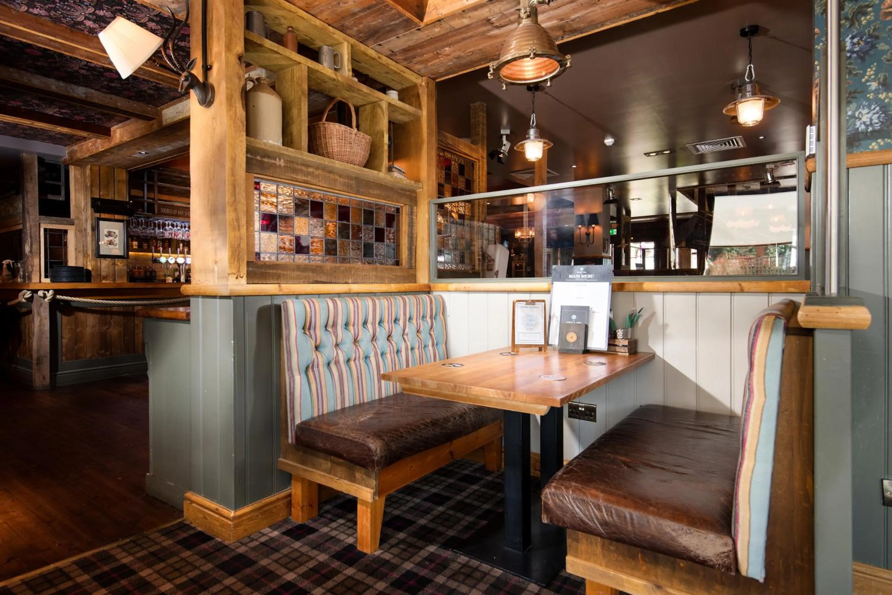 Lounge or bar in The Amble Inn - The Inn Collection Group