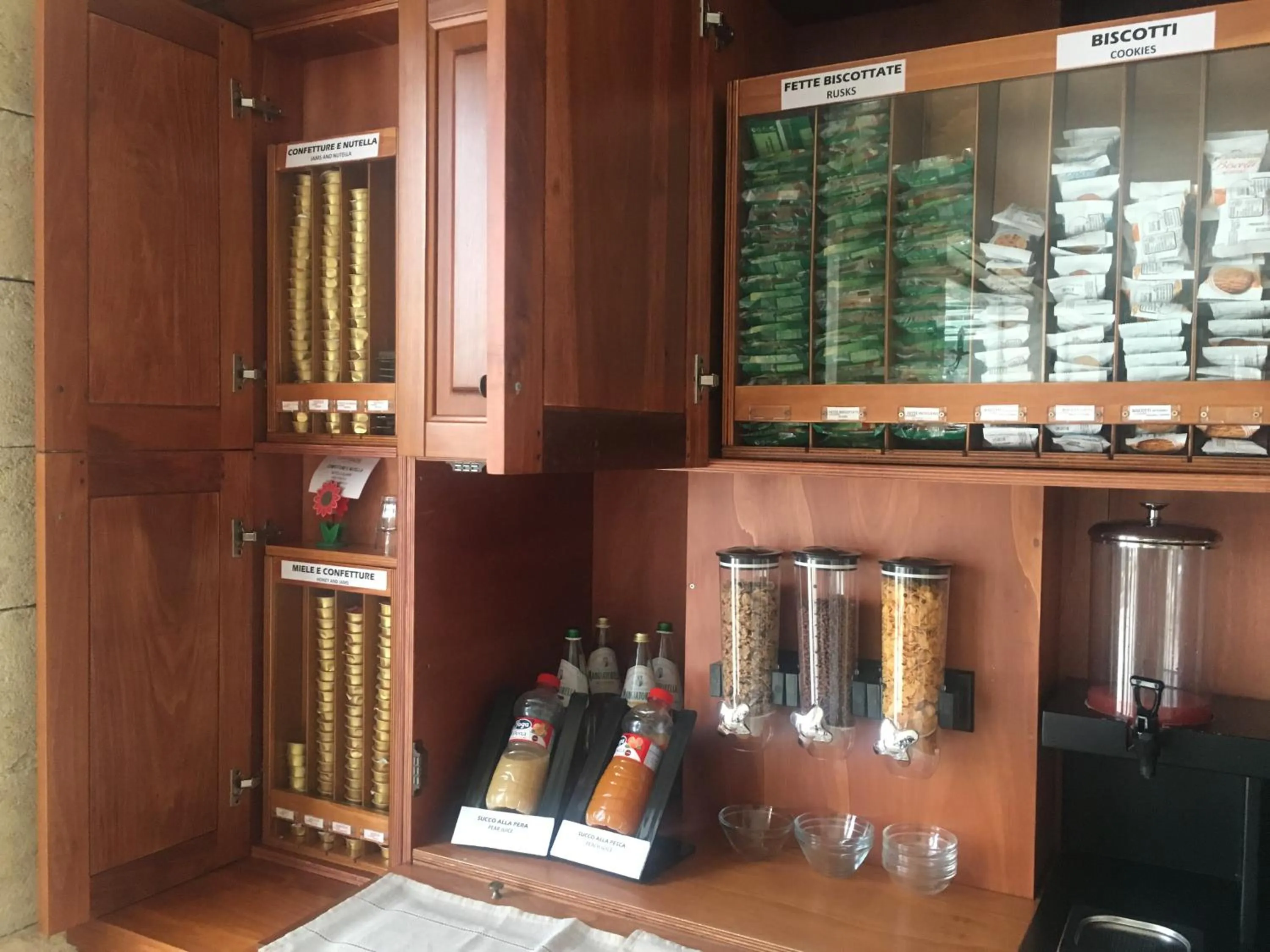 Breakfast in CapoSperone Resort