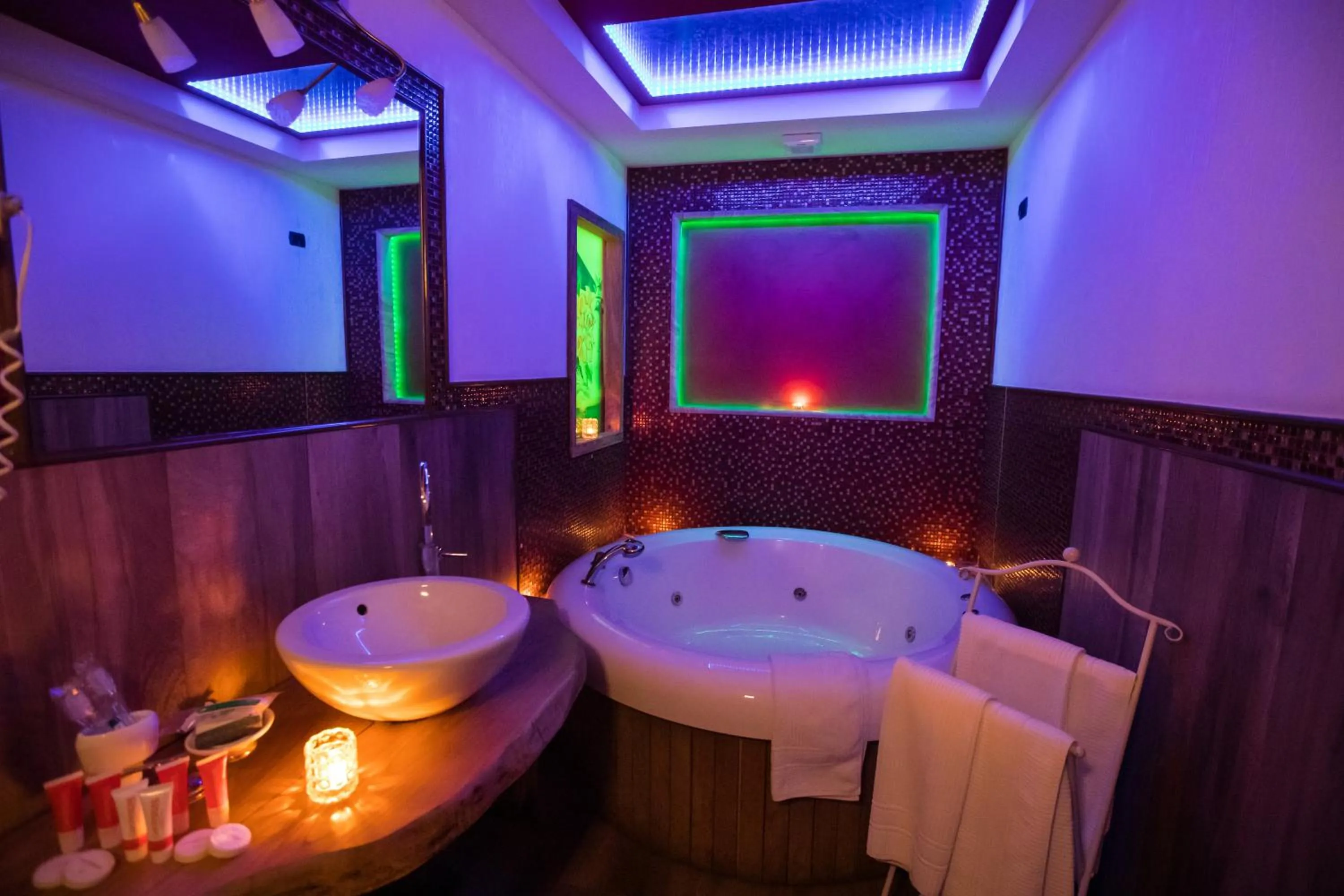 Hot Tub in CapoSperone Resort