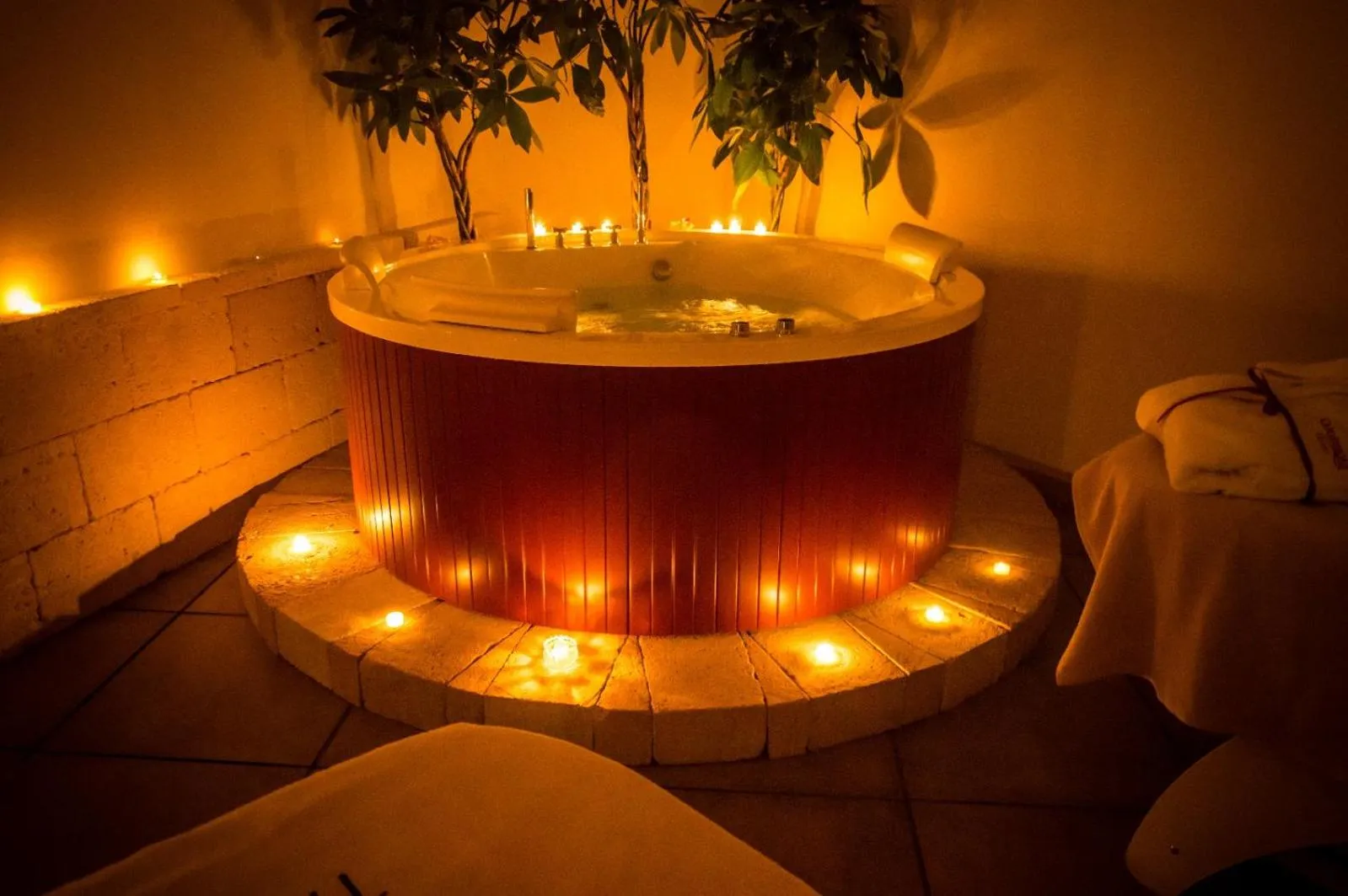 Hot Tub in CapoSperone Resort