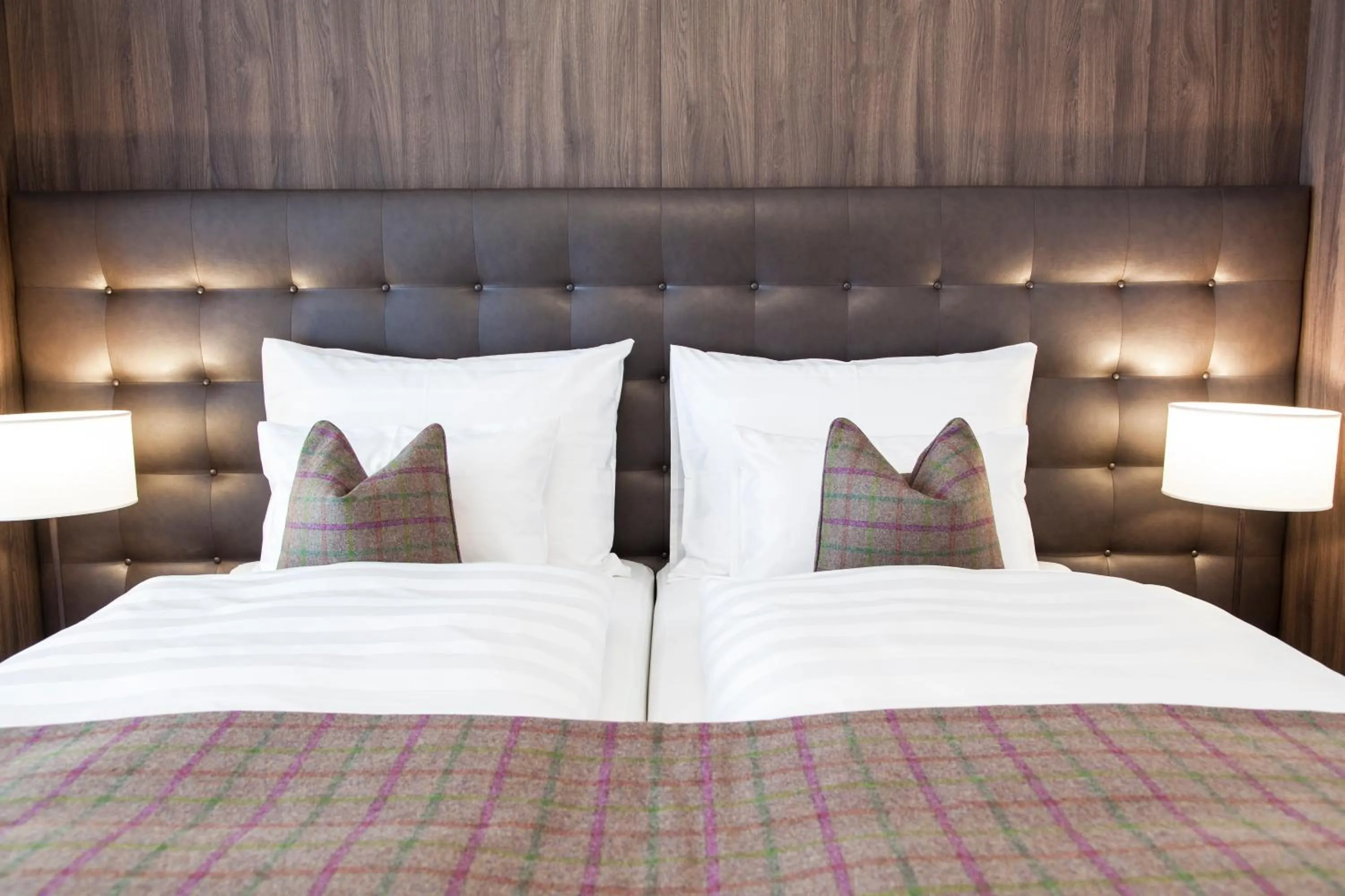 Photo of the whole room, Bed in Schweiger