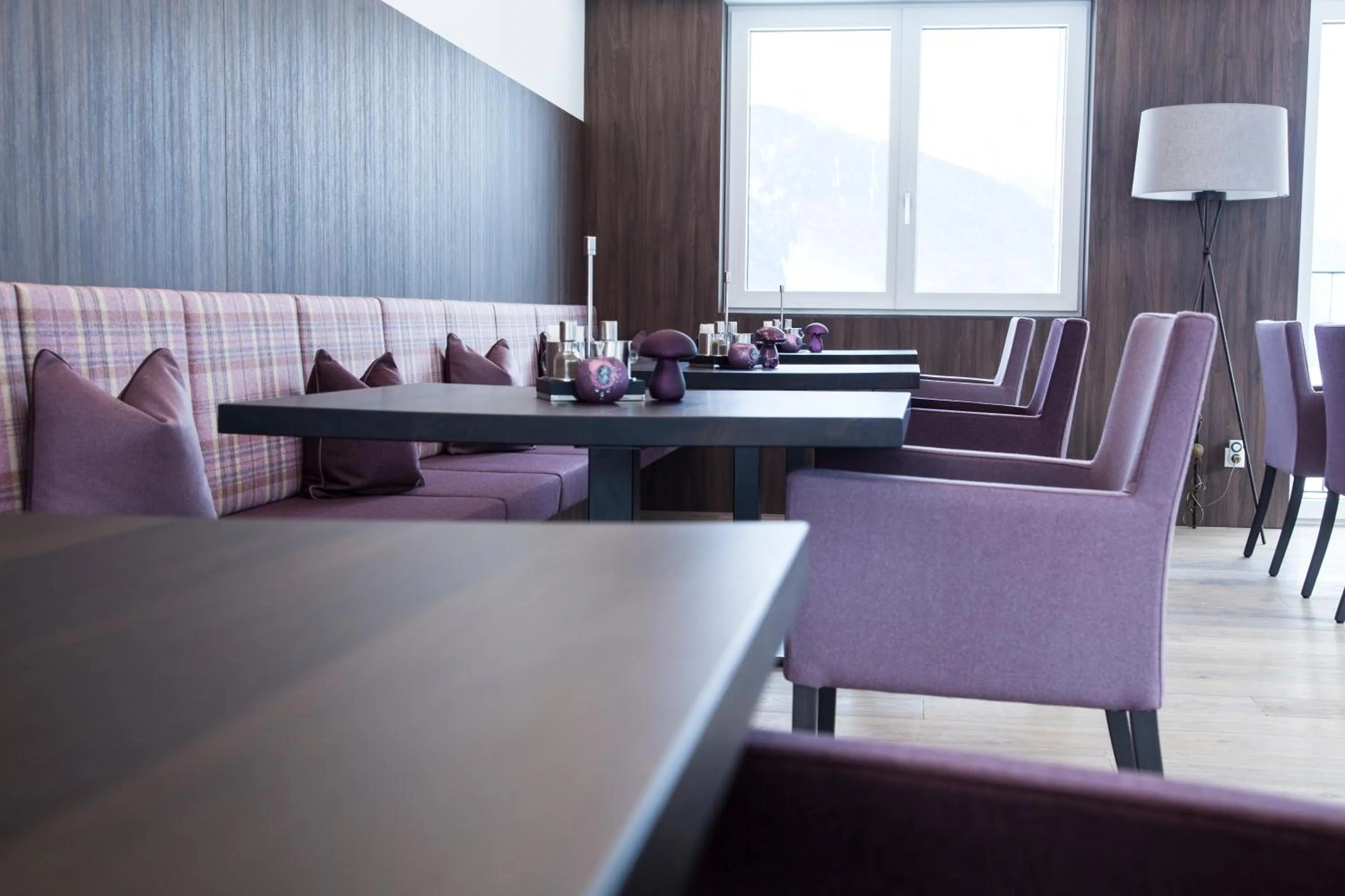 Restaurant/places to eat in Schweiger