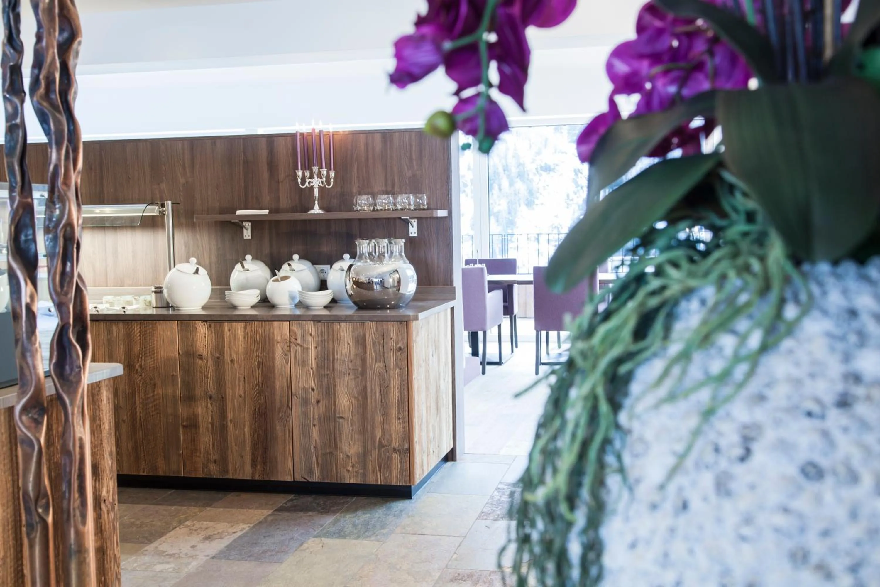 Restaurant/places to eat in Schweiger