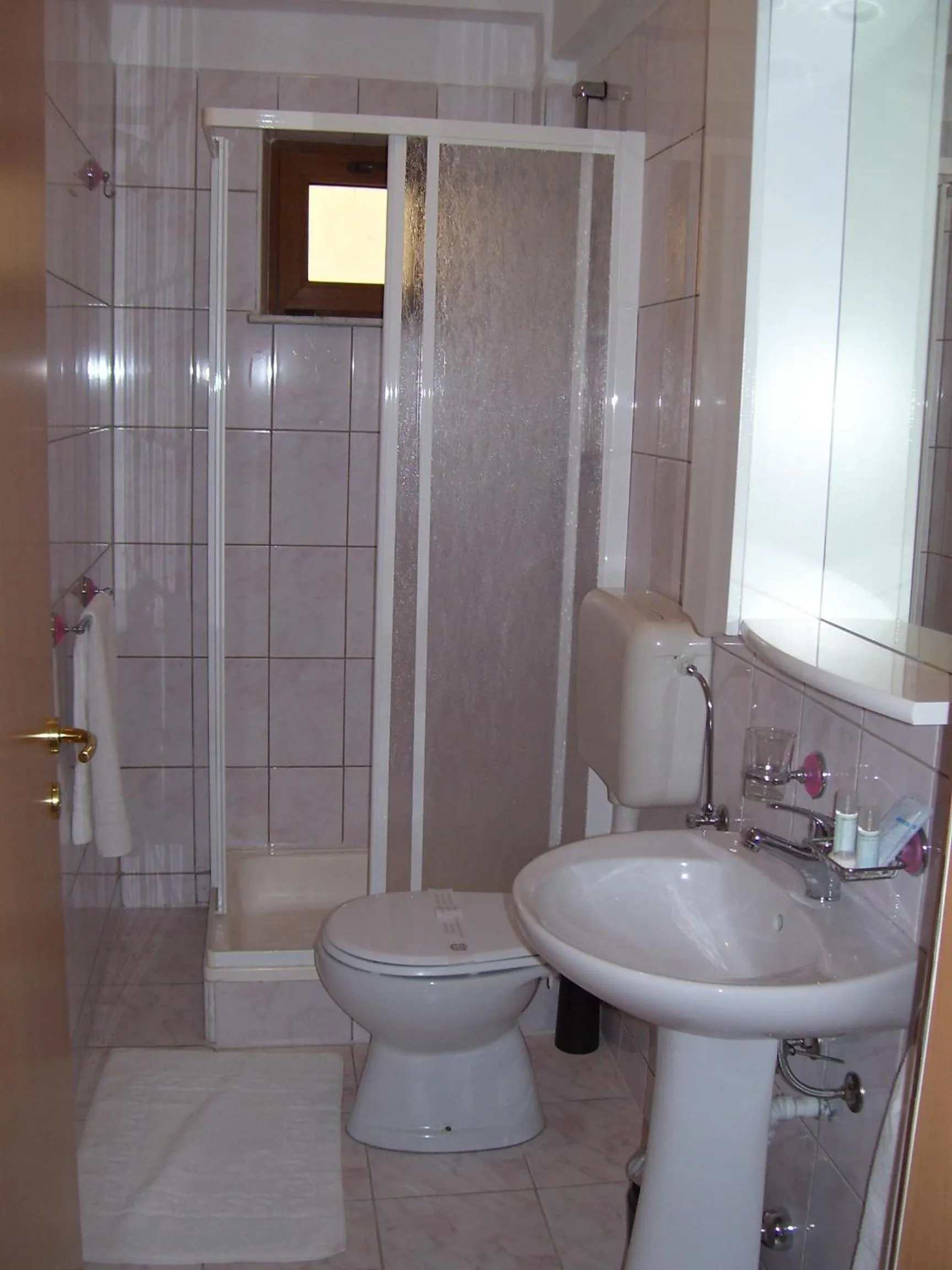 Bathroom in Hotel vila veneto