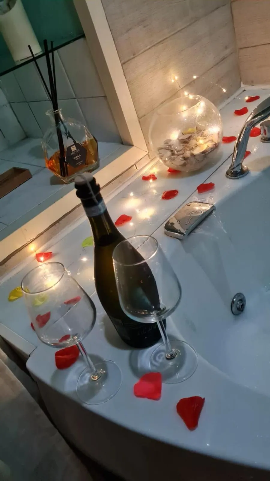 Hot Tub in B&B ME Palace