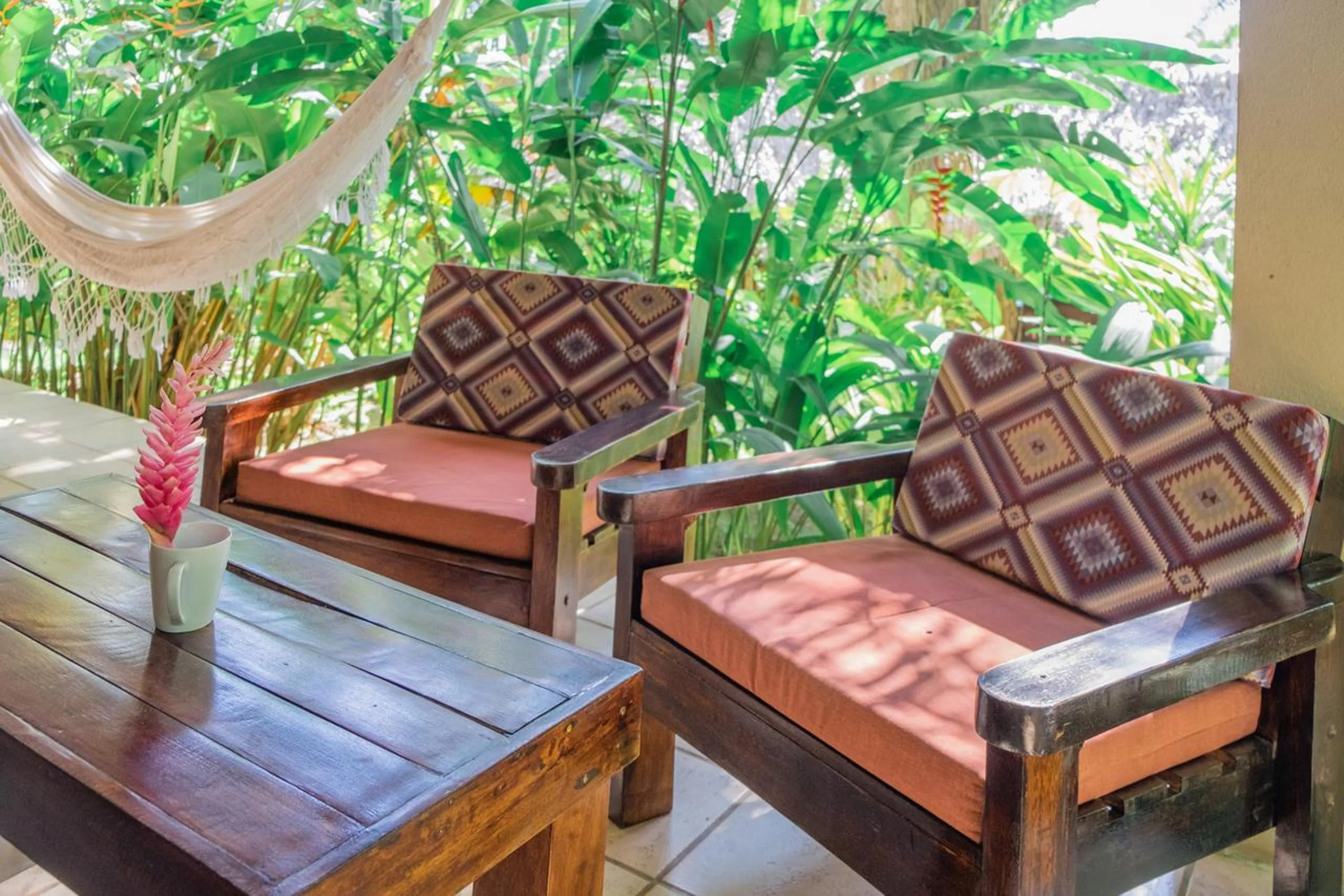 Patio in Zula Inn Aparthotel