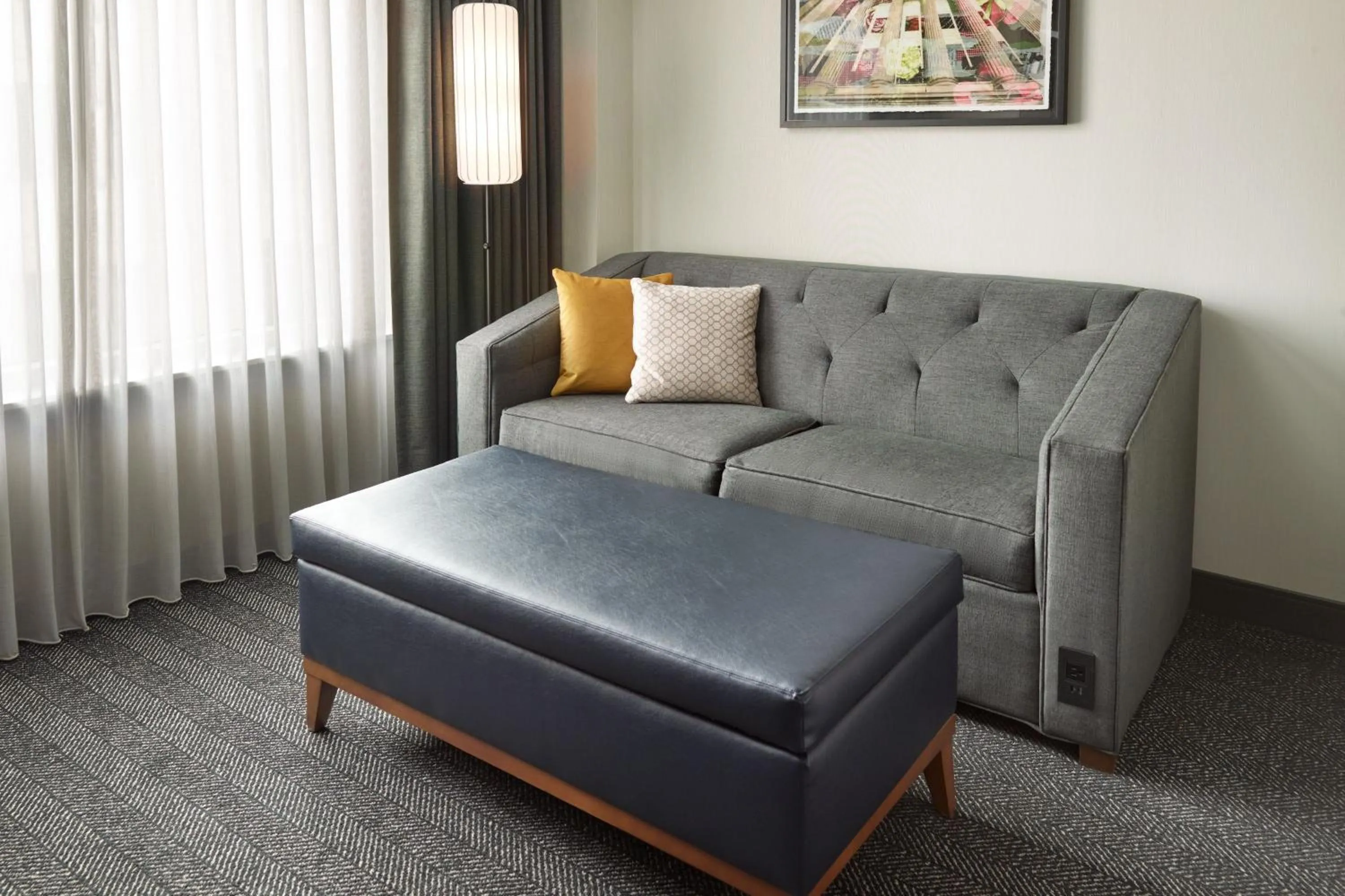 Photo of the whole room in Courtyard by Marriott Washington, D.C./Foggy Bottom