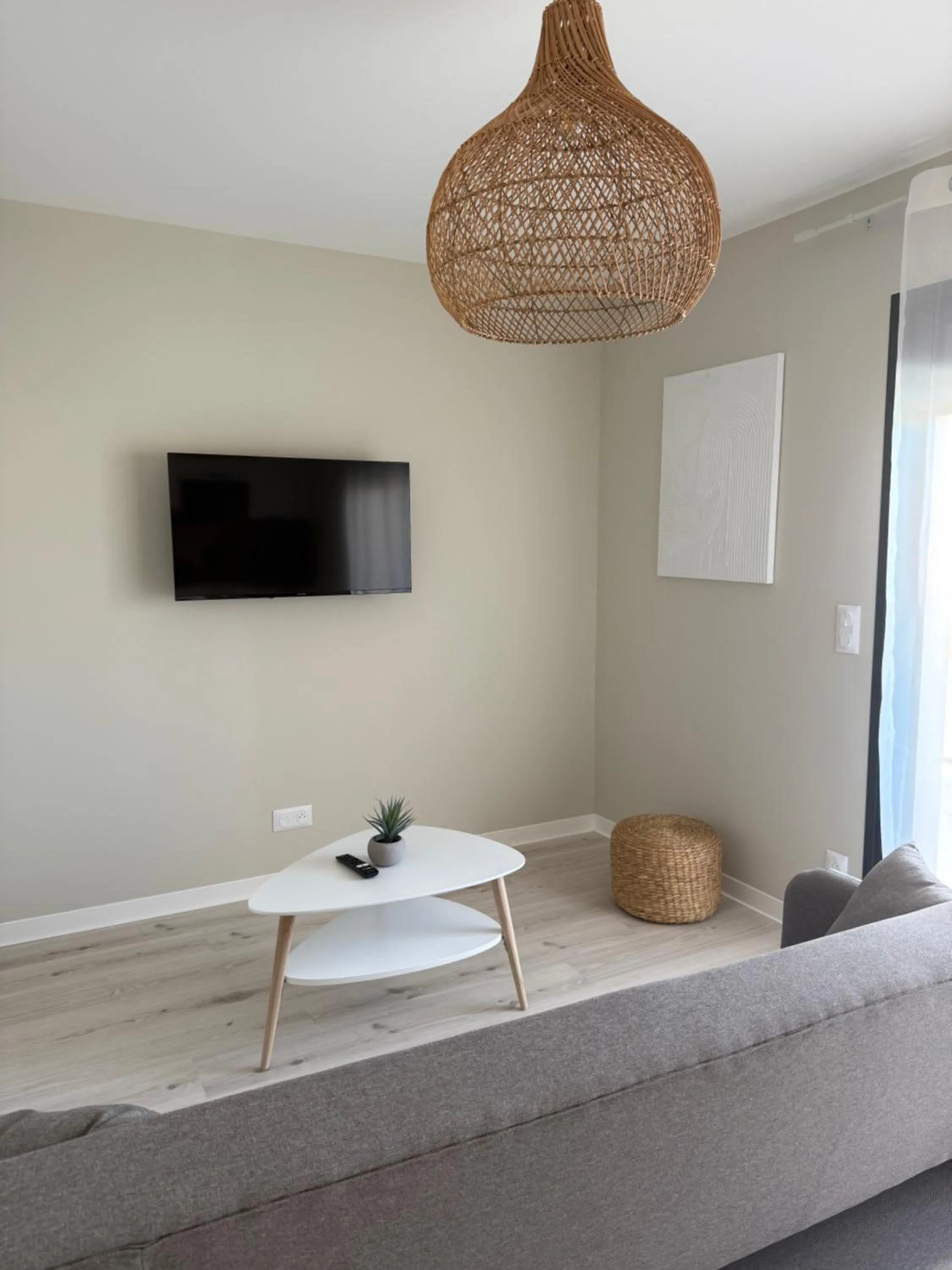 TV and multimedia in Hotel Aquarius