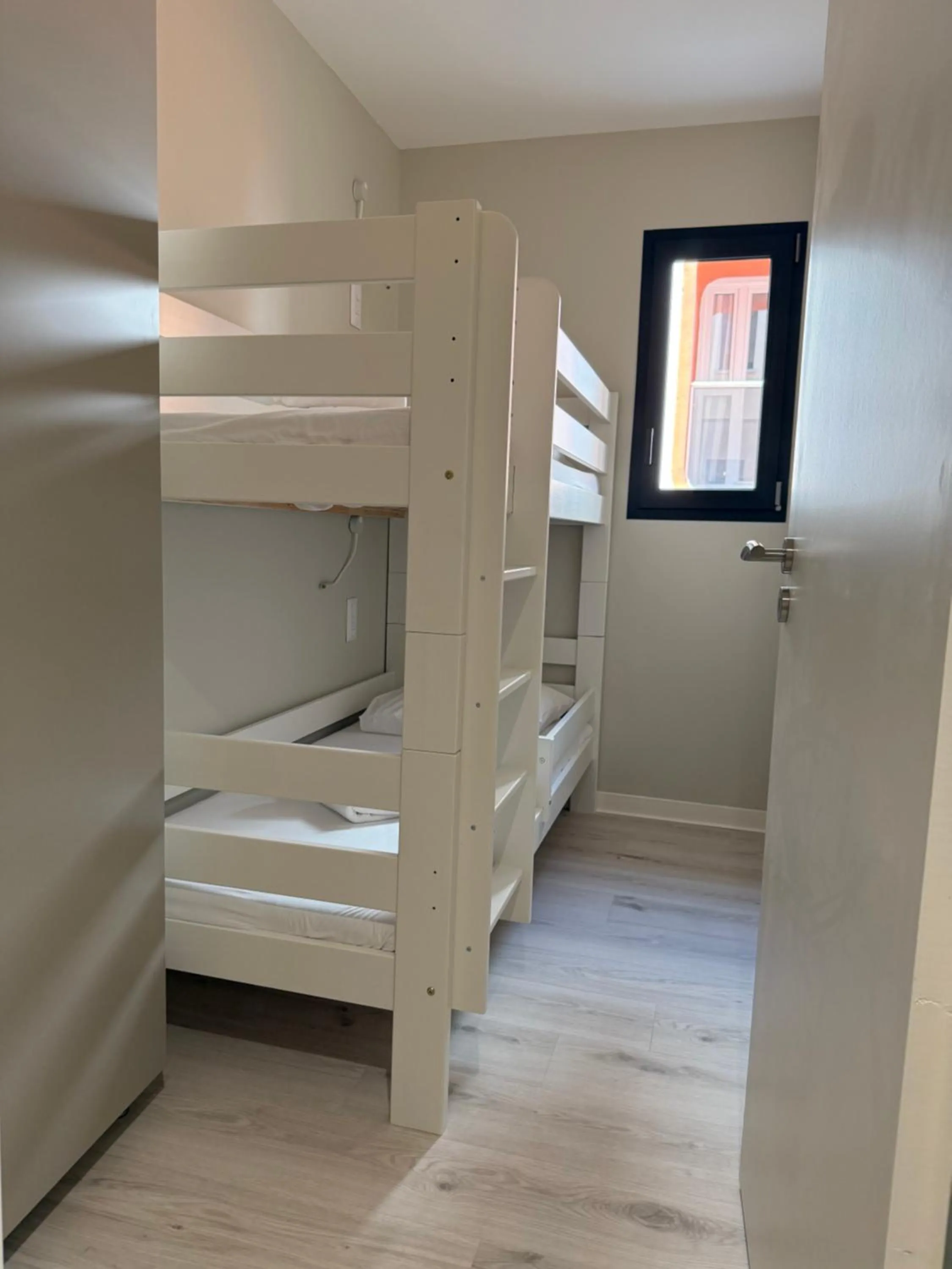 bunk bed, Bed in Hotel Aquarius