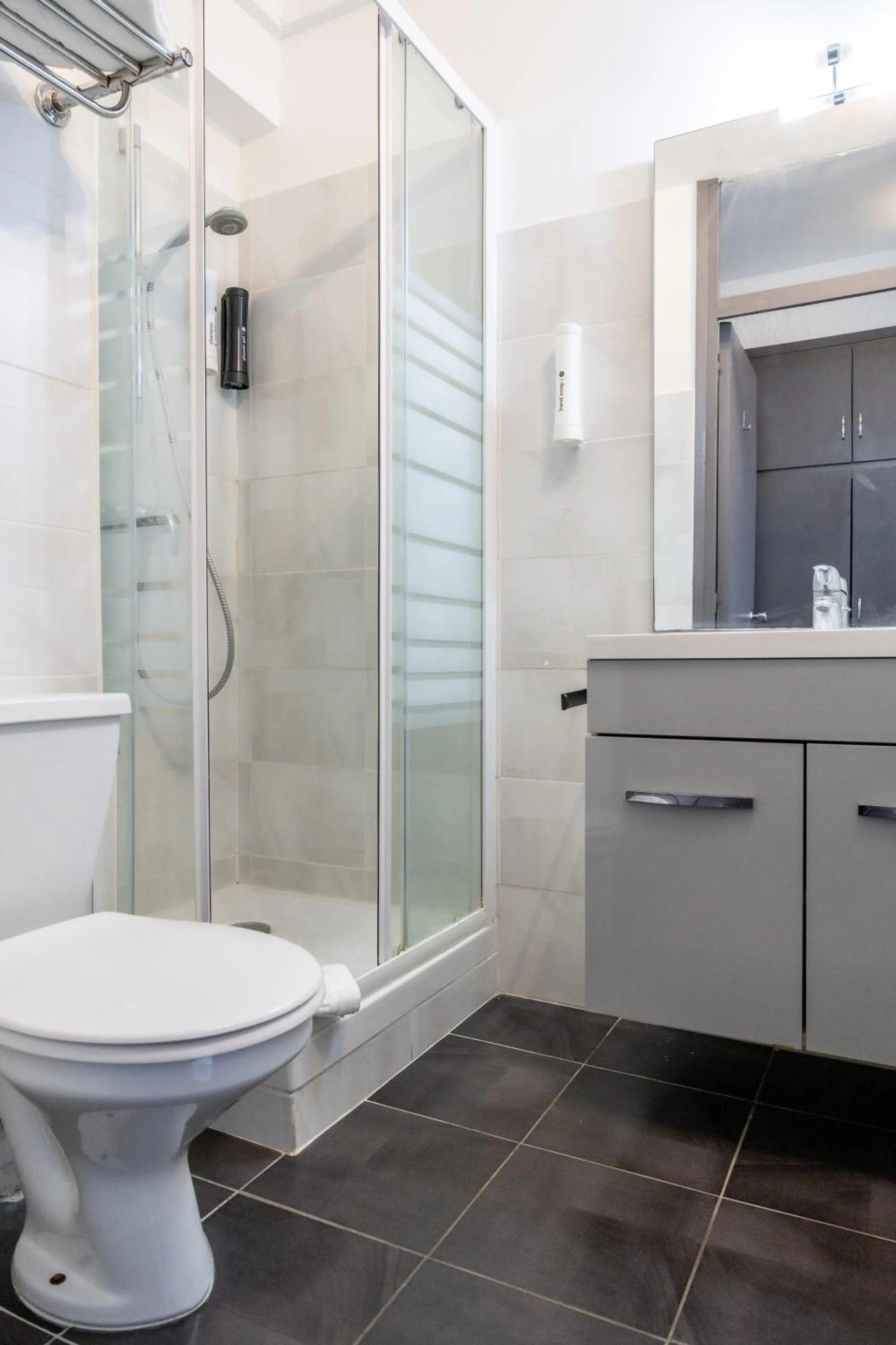 Toilet in Hotel Aquarius