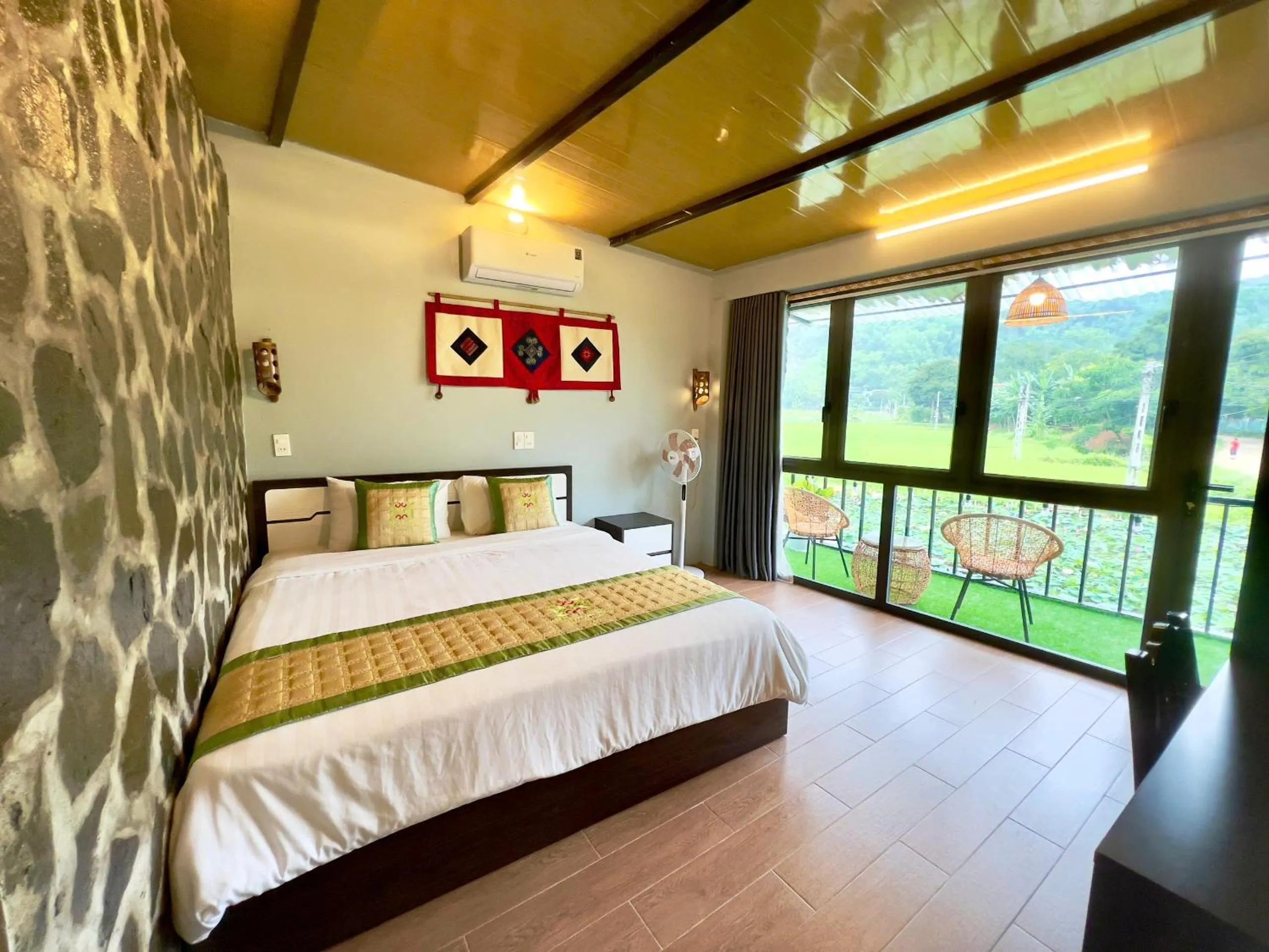 Living room, Bed in Mai Chau Sky Resort