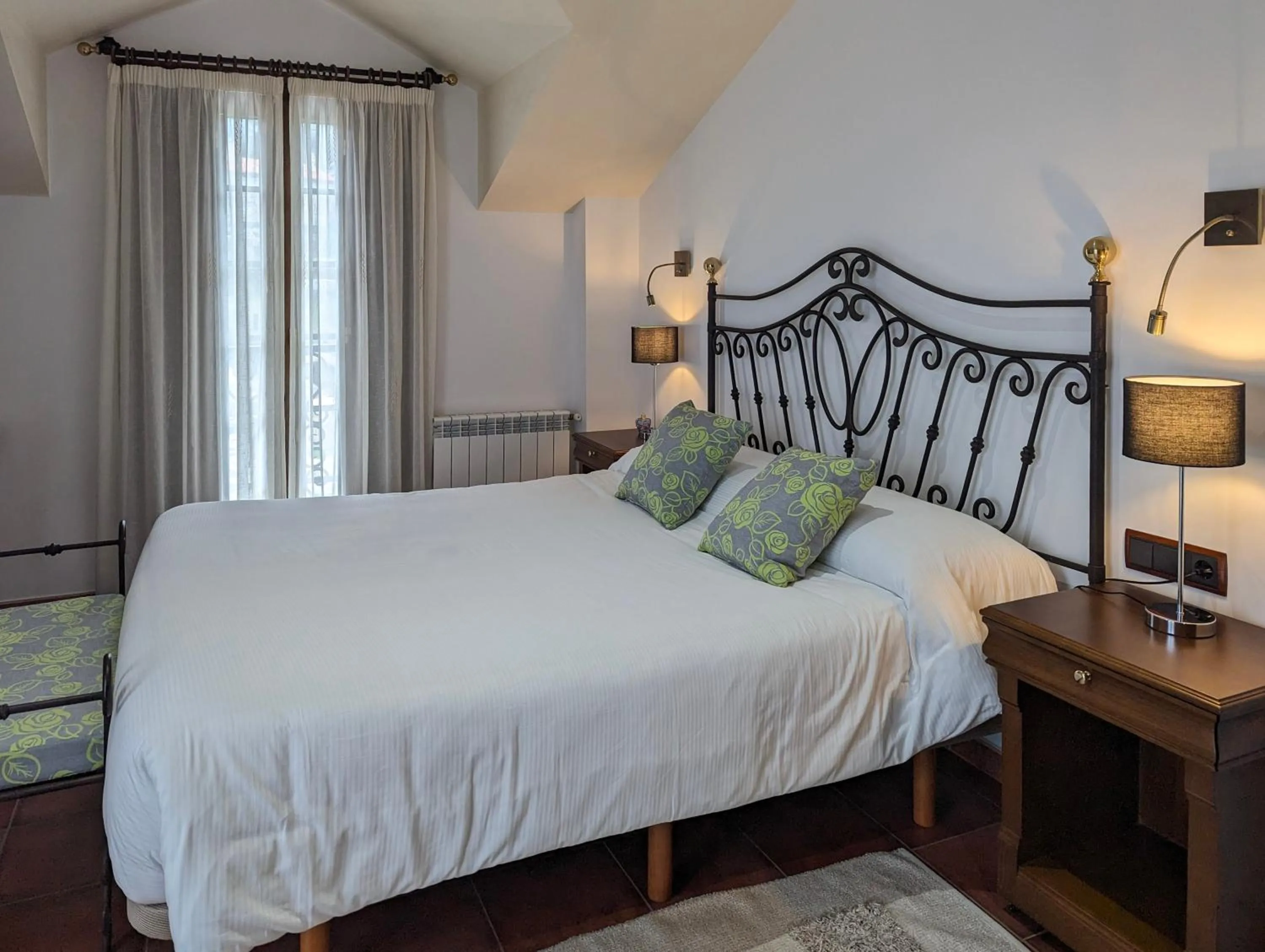 Bedroom, Bed in Hotel Apartamento Marouco