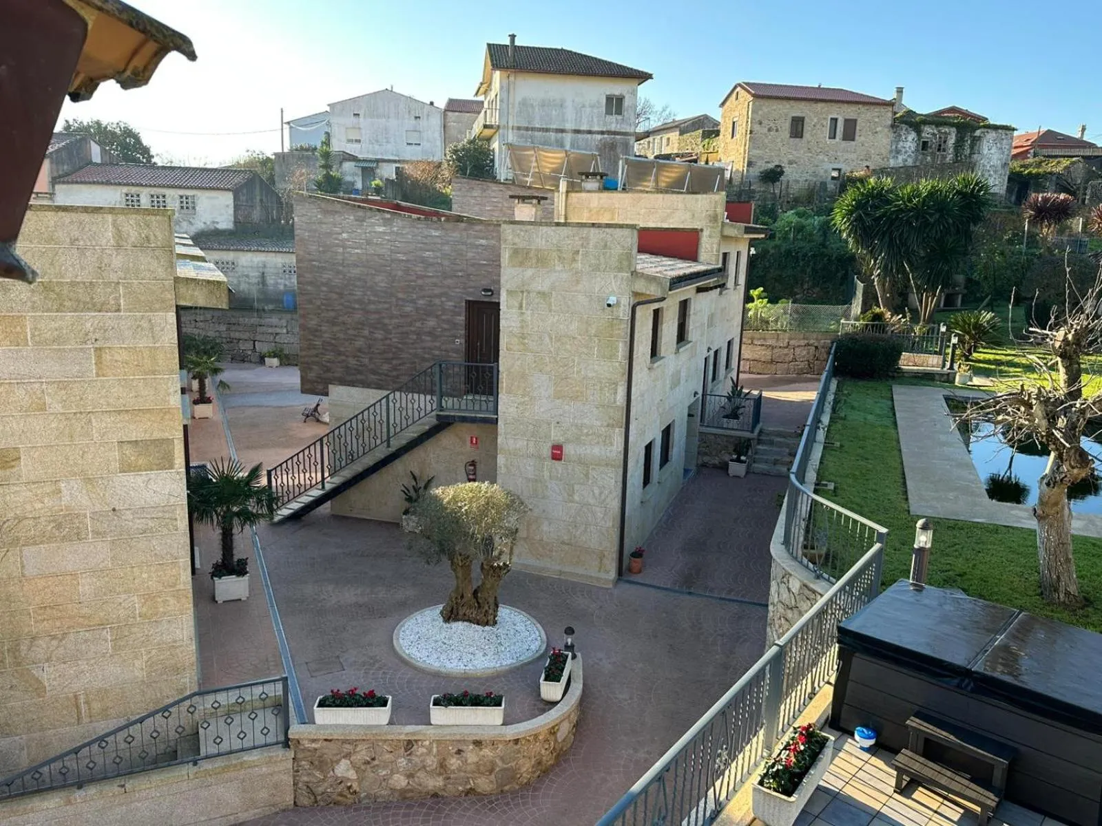 Property building in Hotel Apartamento Marouco