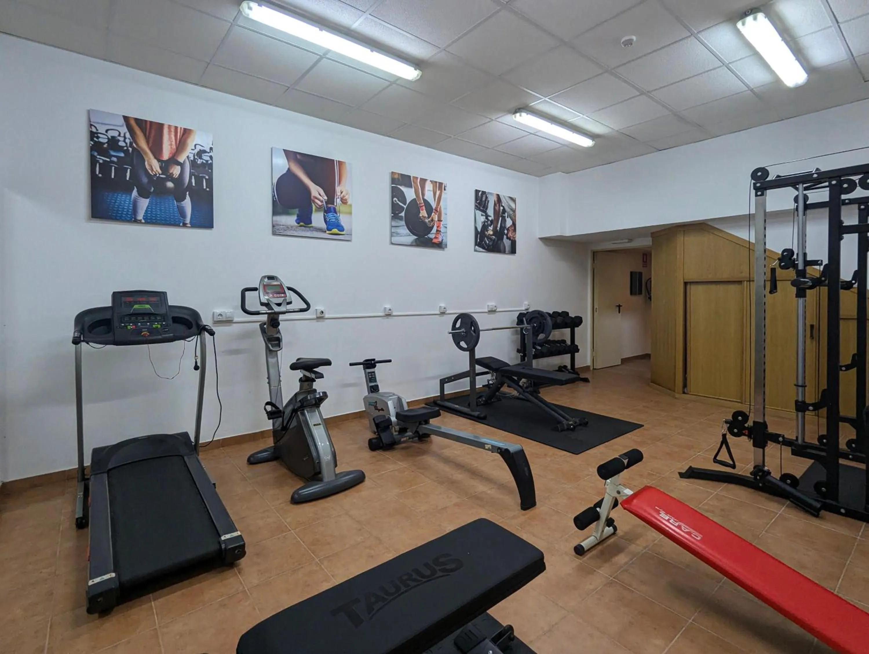 Fitness centre/facilities in Hotel Apartamento Marouco